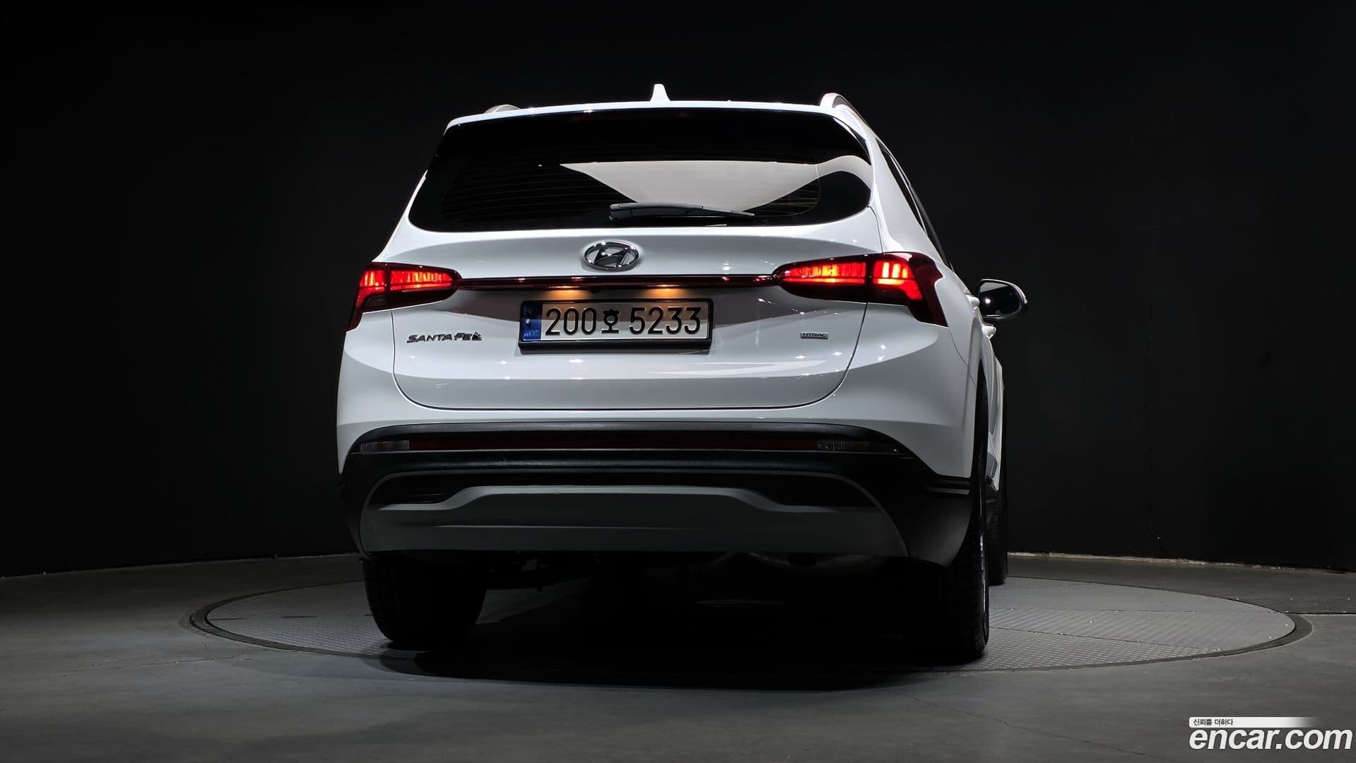 Main__Slider__Photo:Santafe Hyundai 2023.7-3