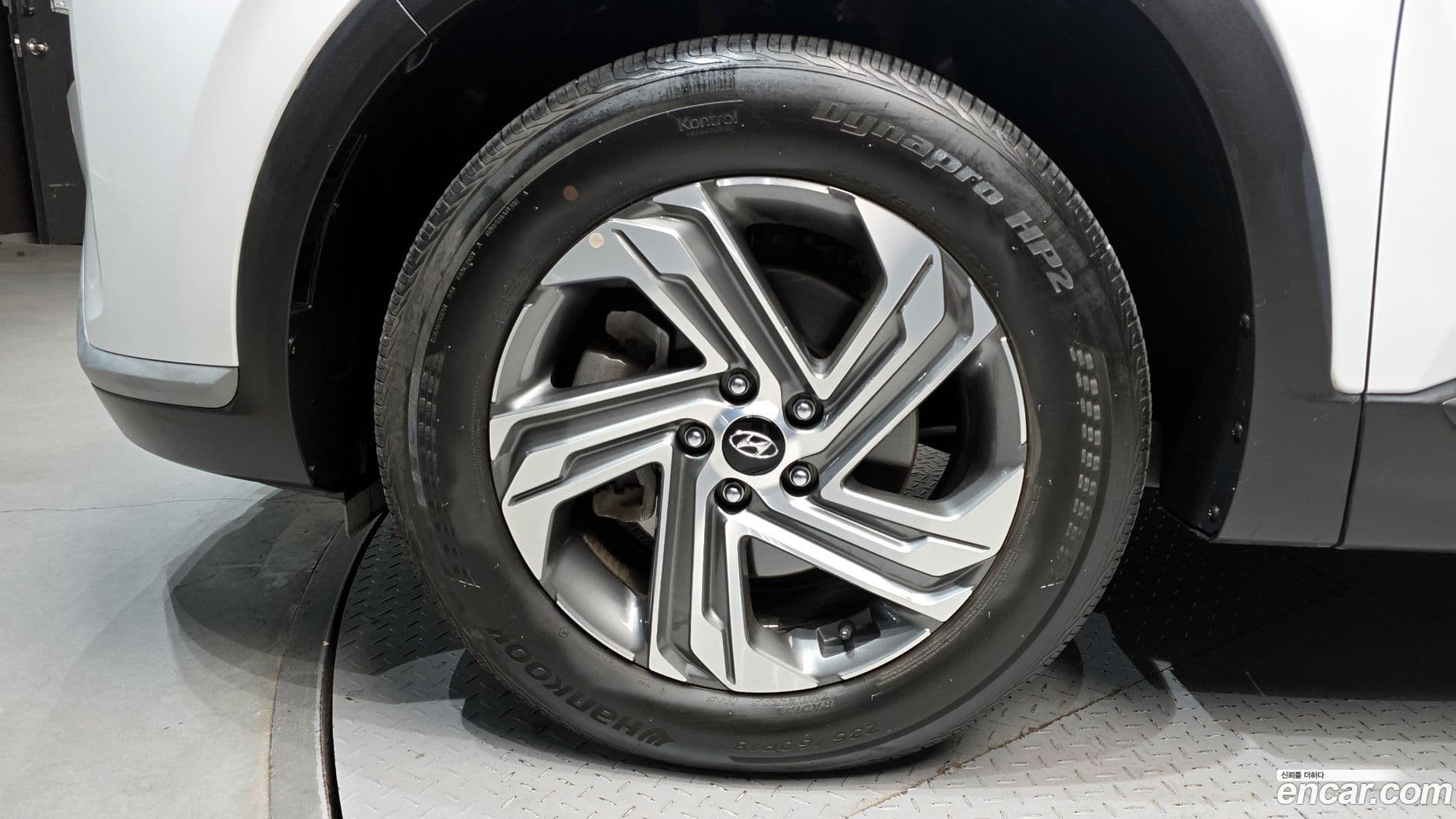 Main__Slider__Photo:Santafe Hyundai 2023.7-4