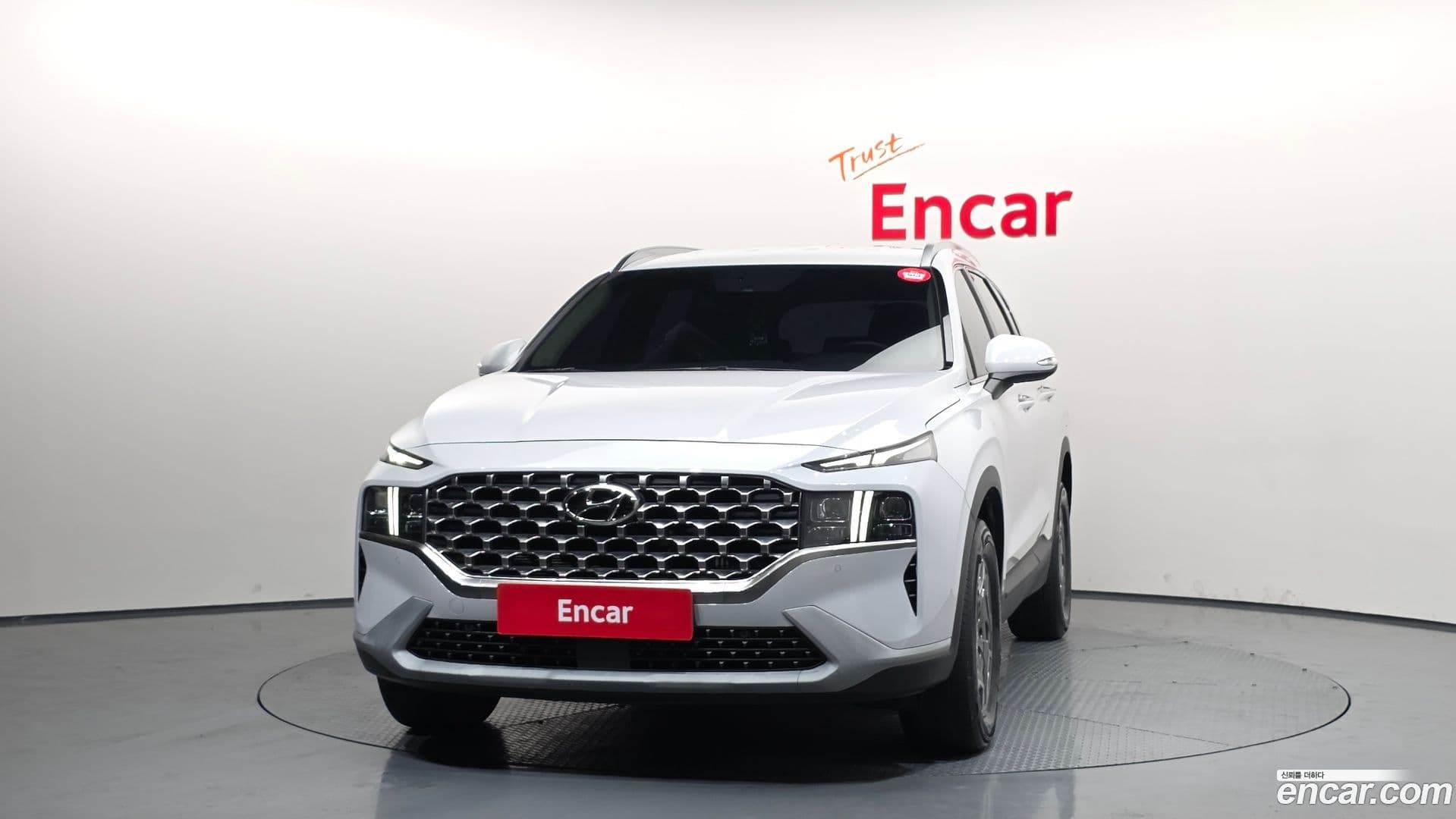 Main__Slider__Photo:Santafe Hyundai 2022.9-2