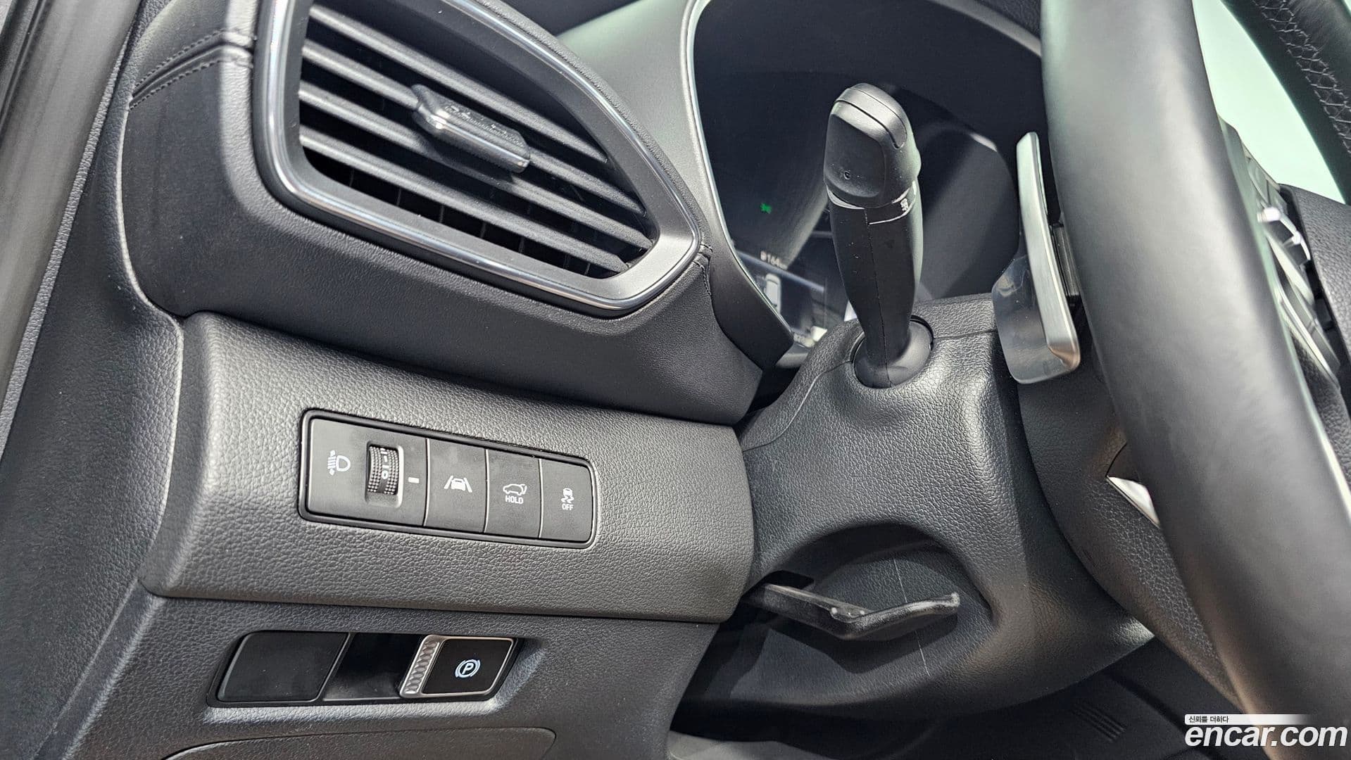 Main__Slider__Photo:Santafe Hyundai 2022.6-13