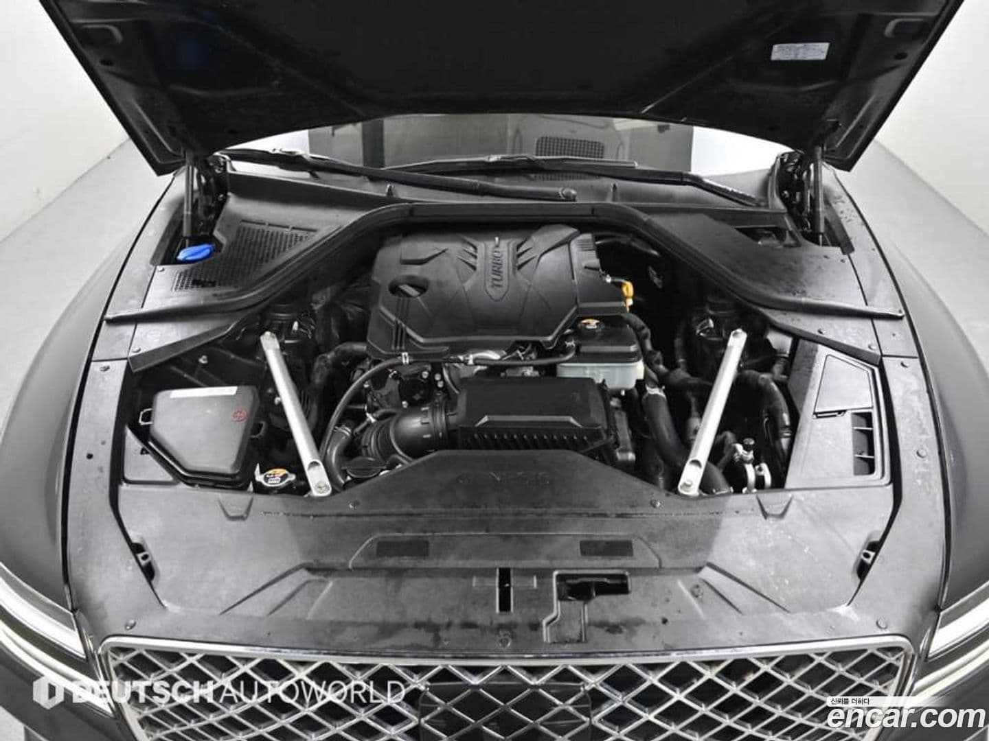 Main__Slider__Photo:G80 Genesis 2020.4-5