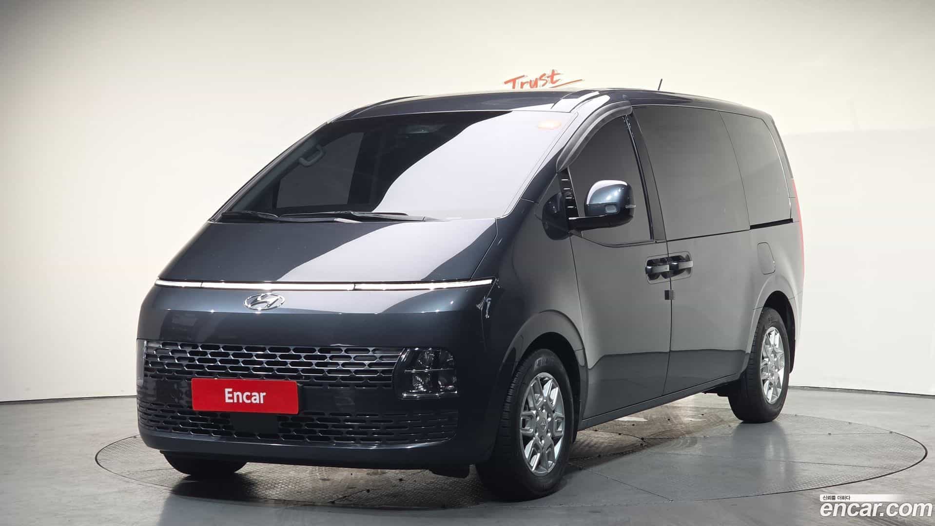 Staria Hyundai 2022.1-OUTER-001