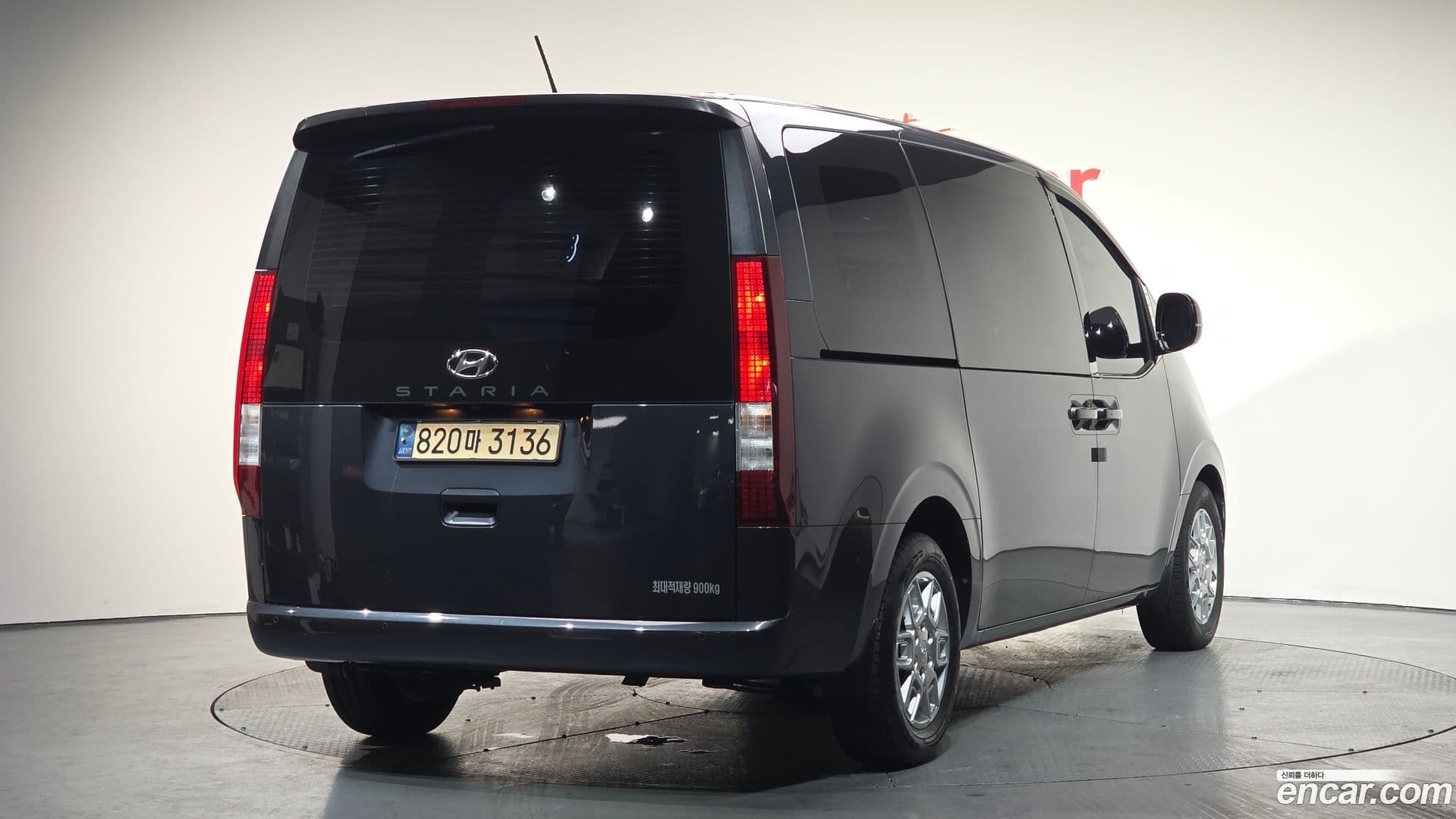 Main__Slider__Photo:Staria Hyundai 2022.1-1