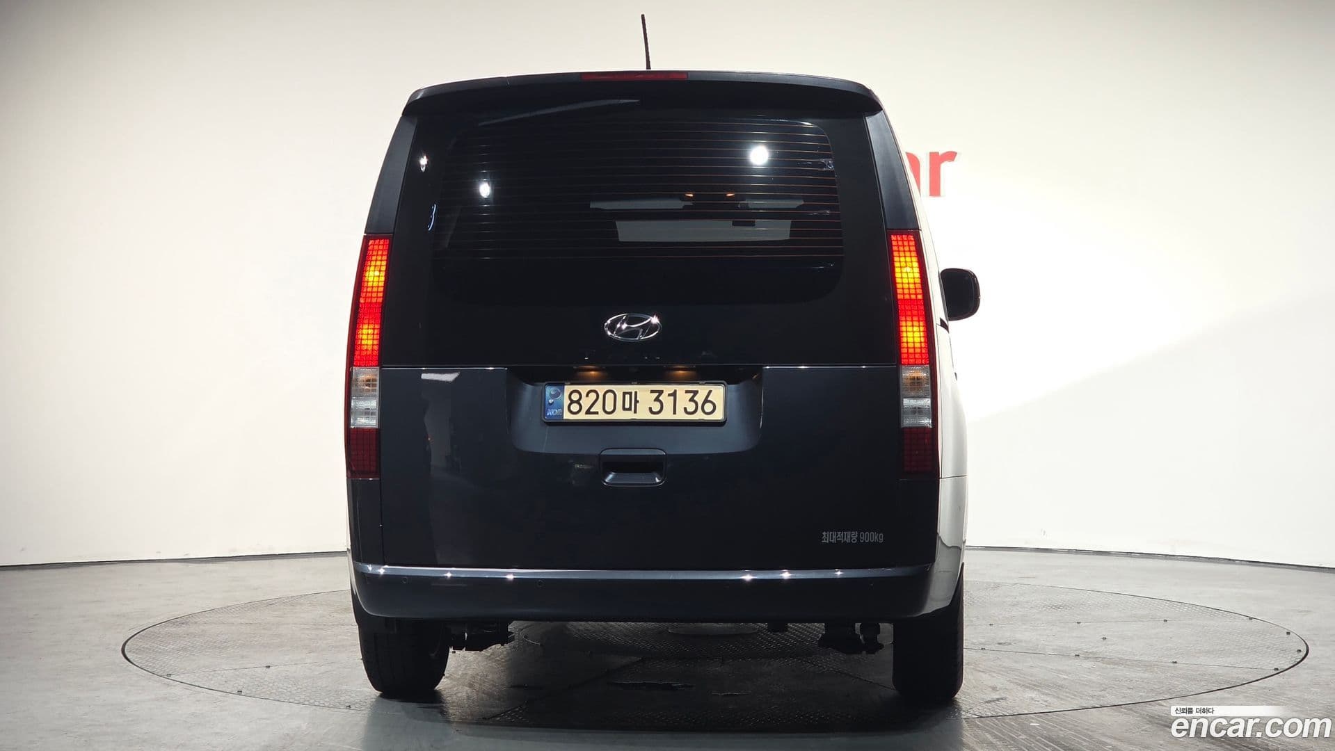 Main__Slider__Photo:Staria Hyundai 2022.1-3