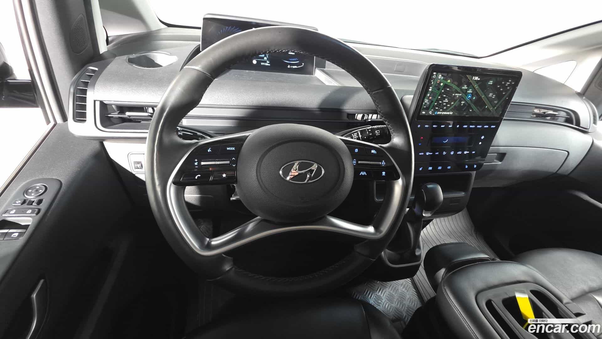 Staria Hyundai 2022.1-OPTION-017