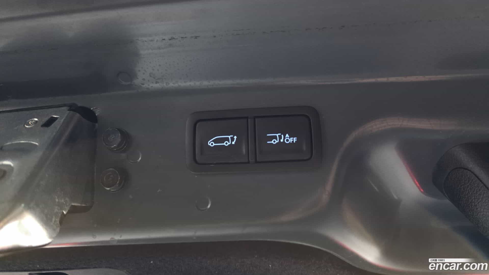 Staria Hyundai 2022.1-OPTION-023