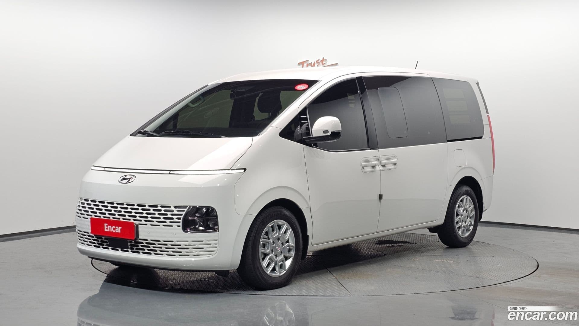 Main__Slider__Photo:Staria Hyundai 2023.0-0