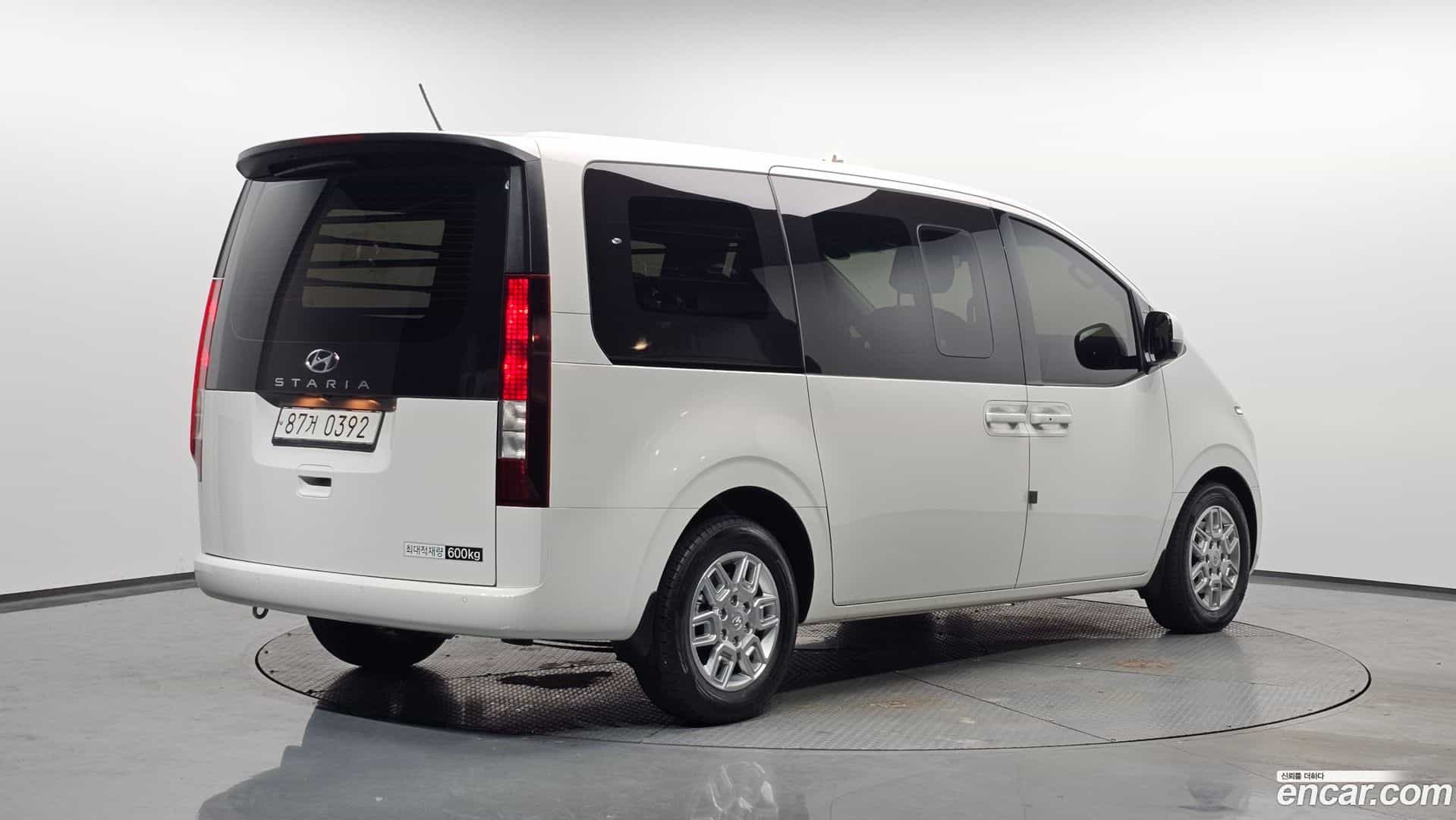 Staria Hyundai 2023.0-OUTER-002