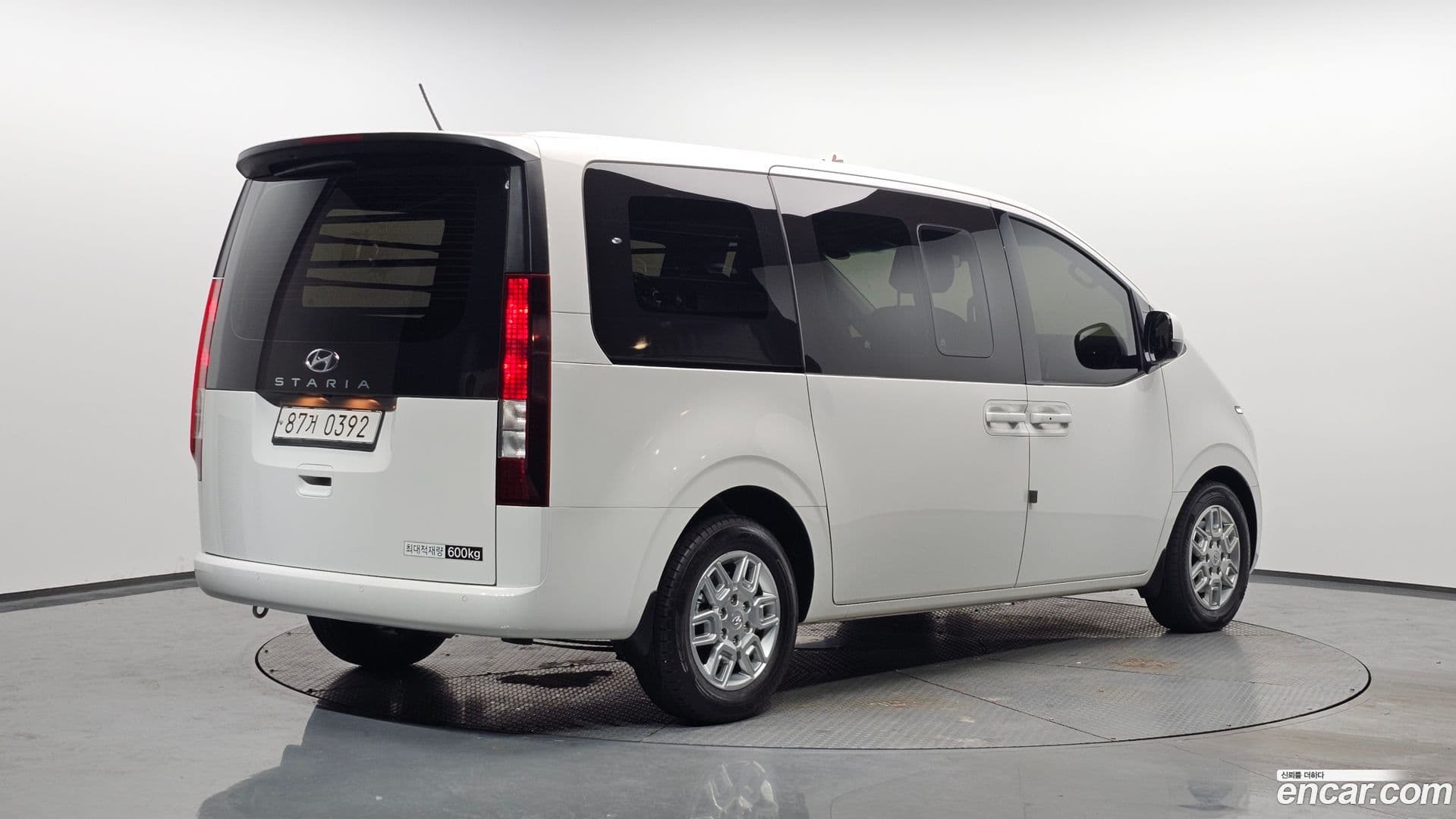 Main__Slider__Photo:Staria Hyundai 2023.0-1