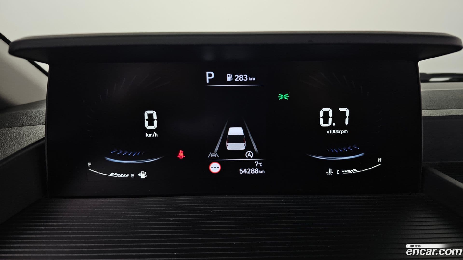 Main__Slider__Photo:Staria Hyundai 2023.0-7