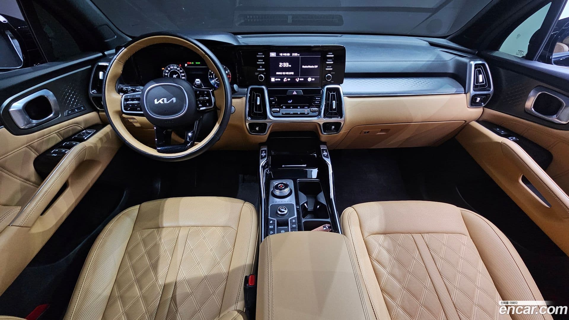 Main__Slider__Photo:Sorento Kia 2022.3-6