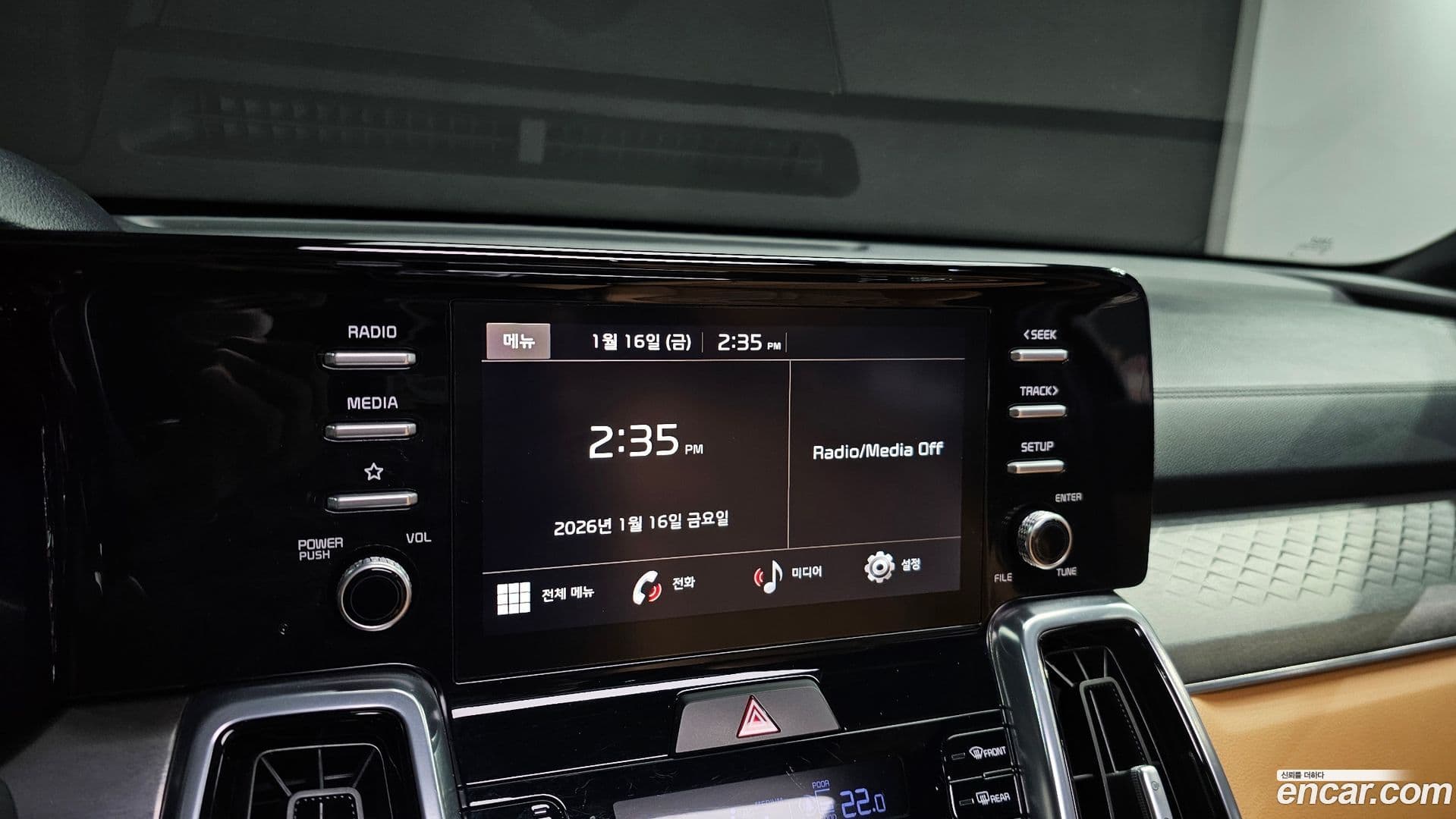 Main__Slider__Photo:Sorento Kia 2022.3-18