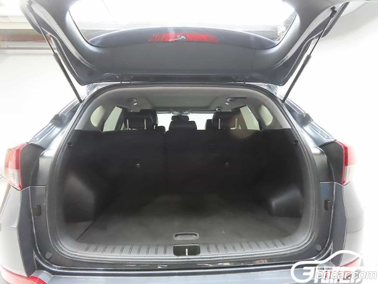 Tucson Hyundai 2016.4-INNER-009