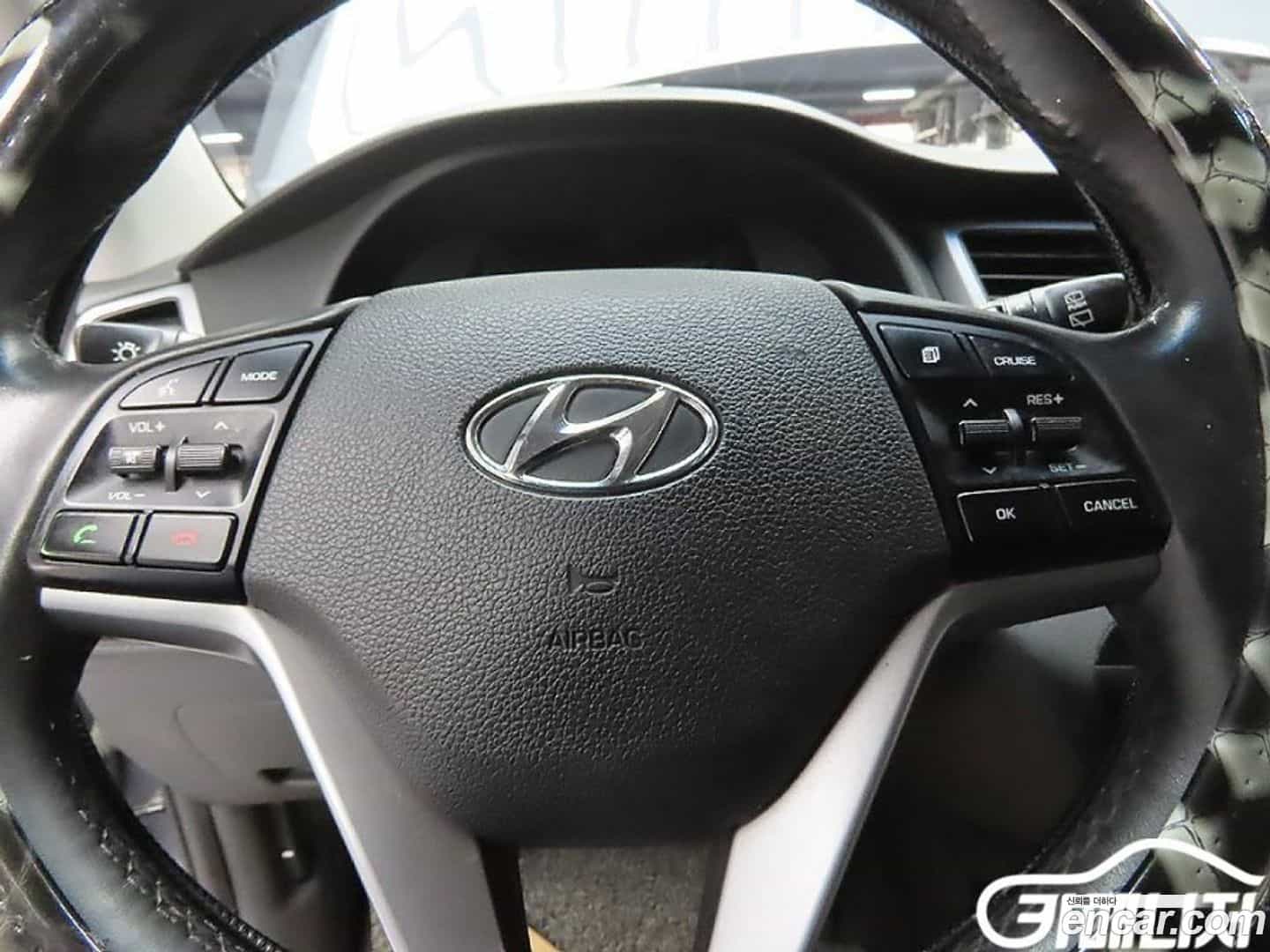 Tucson Hyundai 2016.4-OPTION-016