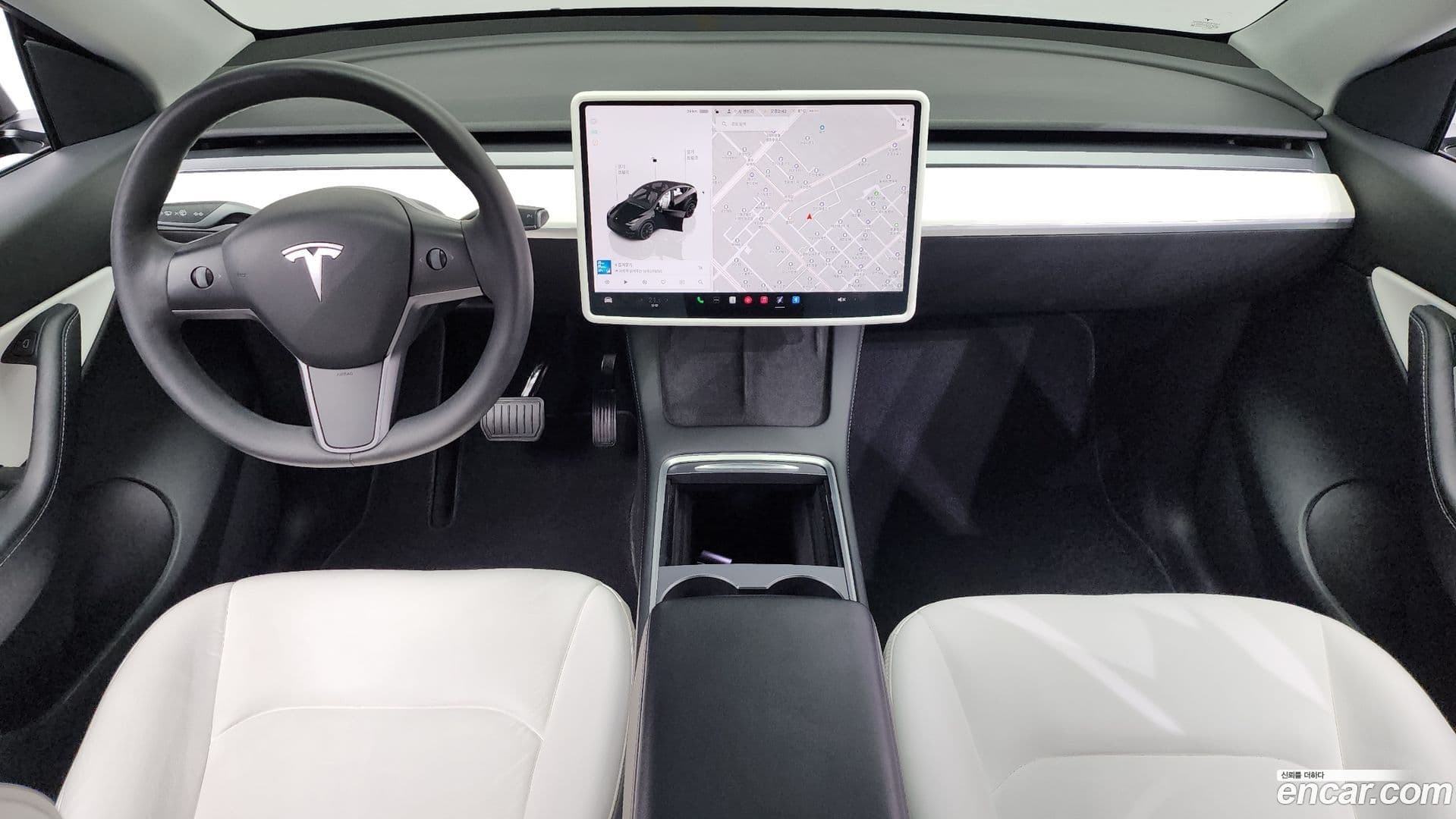 Main__Slider__Photo:Model Y Tesla 2022.5-6