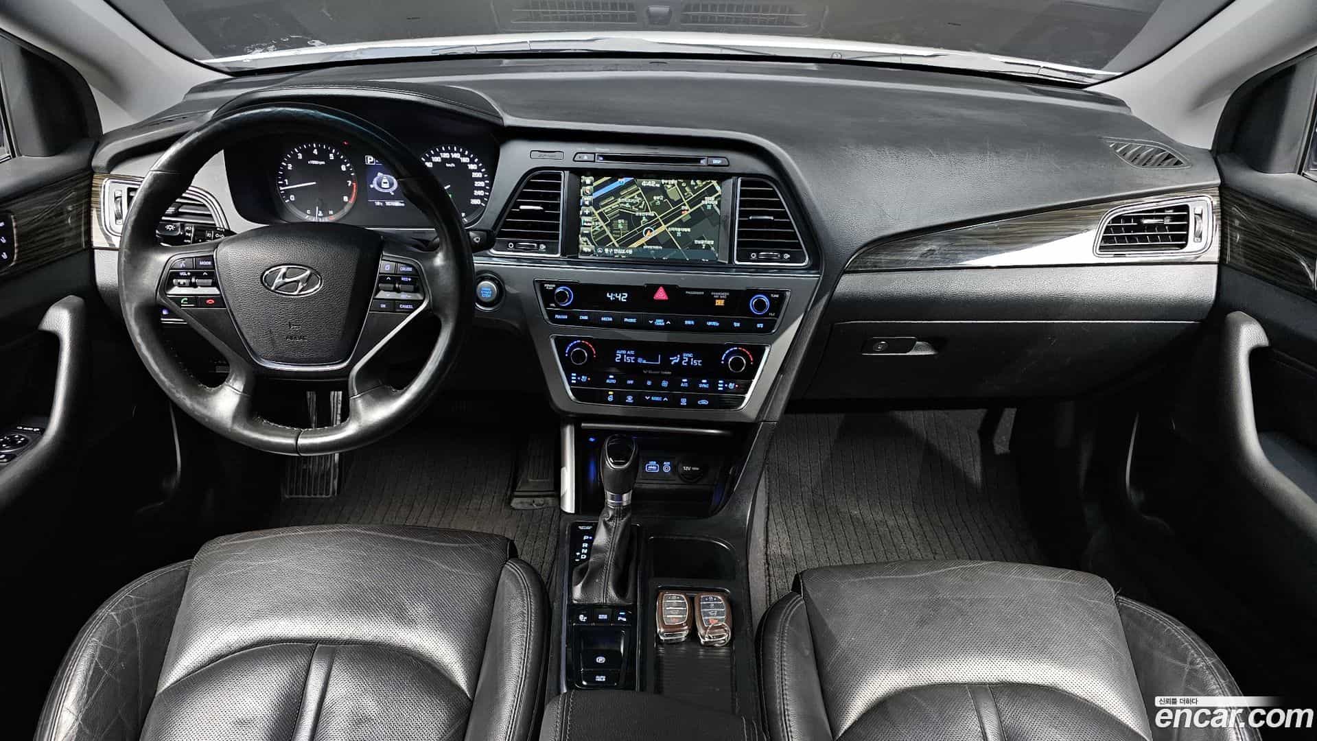 Sonata Hyundai 2016.7-INNER-007