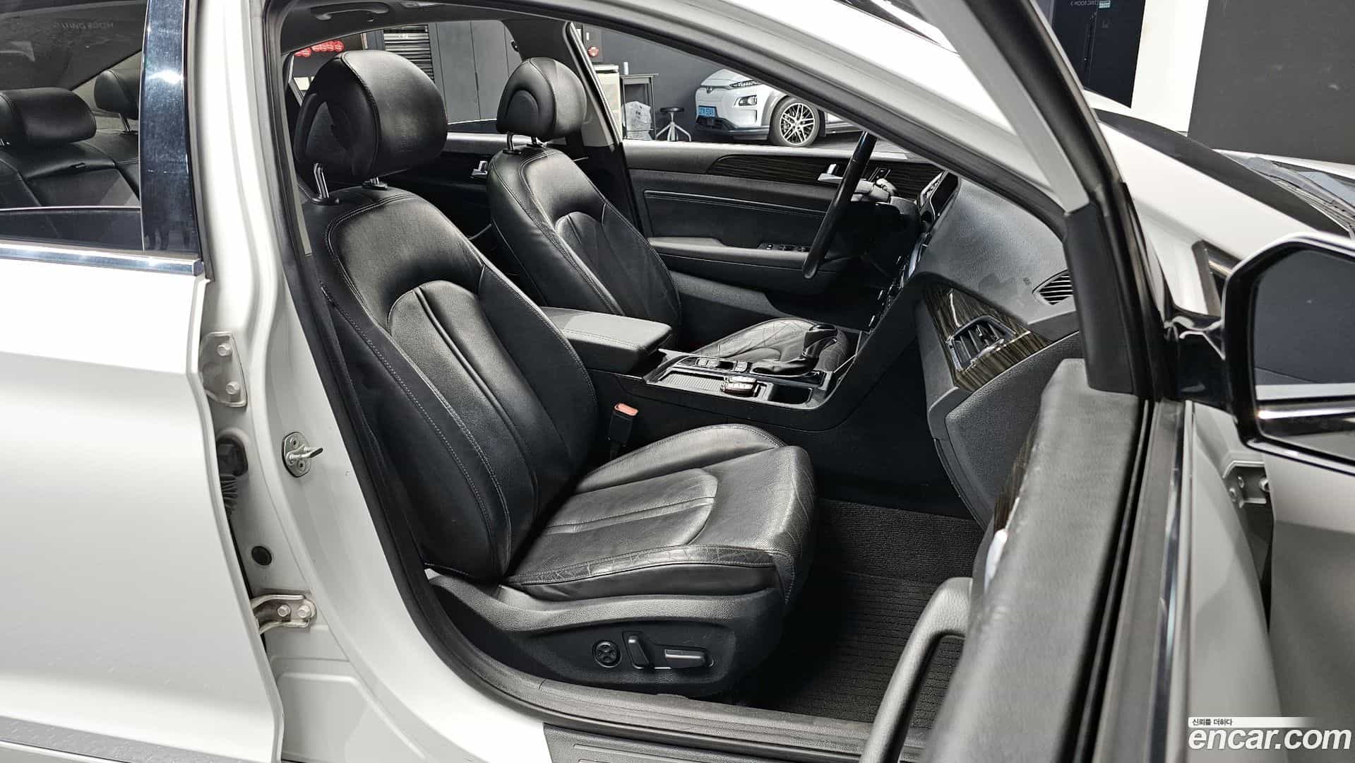 Sonata Hyundai 2016.7-INNER-010