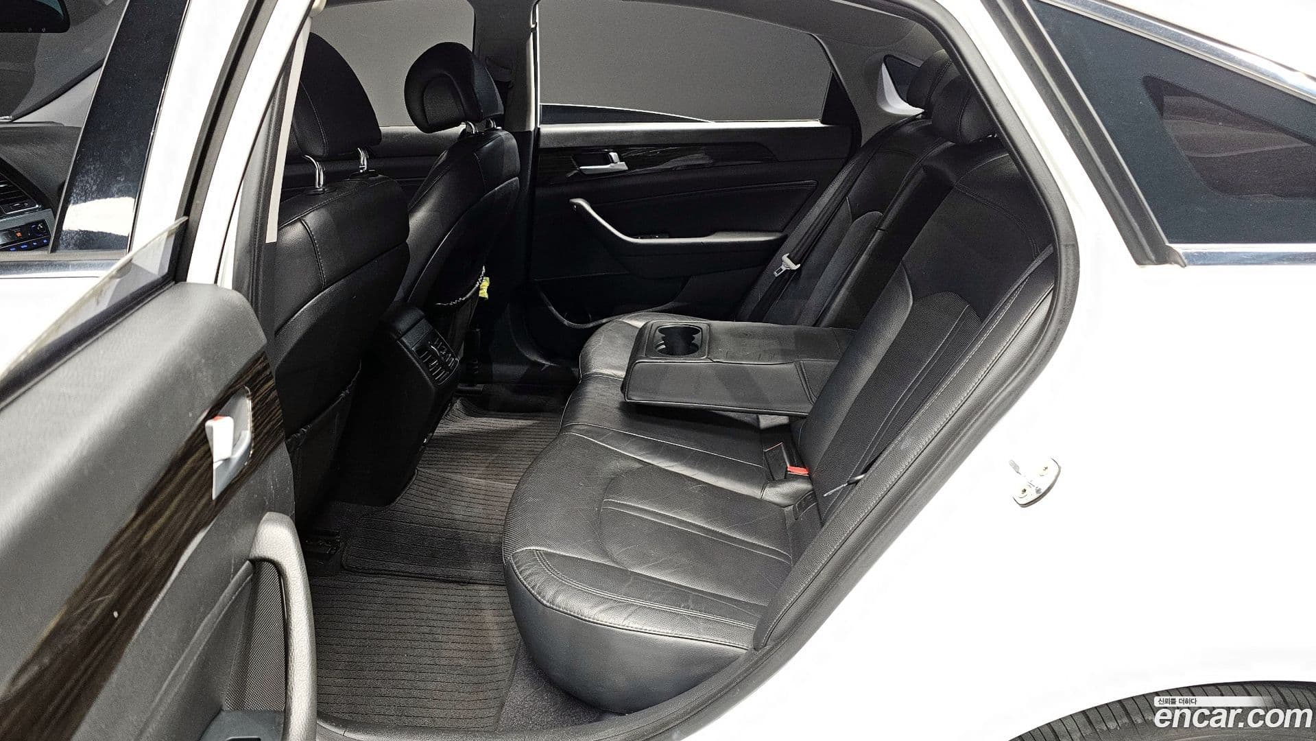 Main__Slider__Photo:Sonata Hyundai 2016.7-11