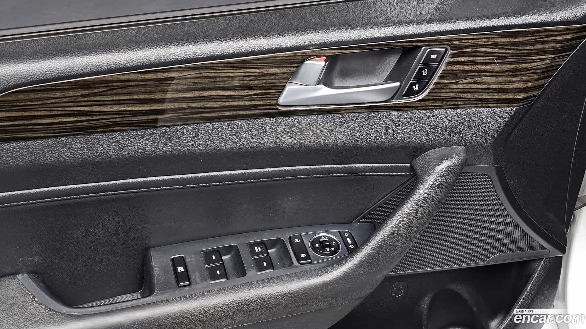 Sonata Hyundai 2016.7-OPTION-022