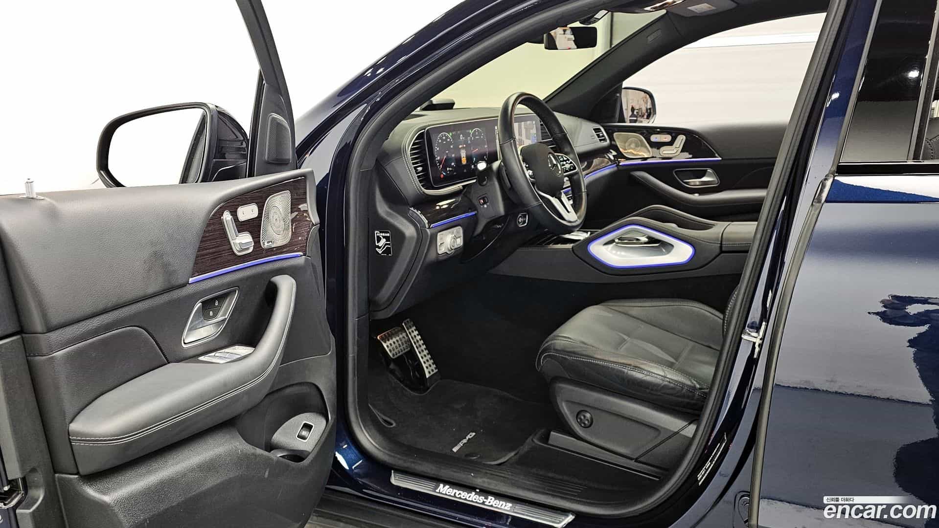 GLE-Class Mercedes-Benz 2022.10-OPTION-016