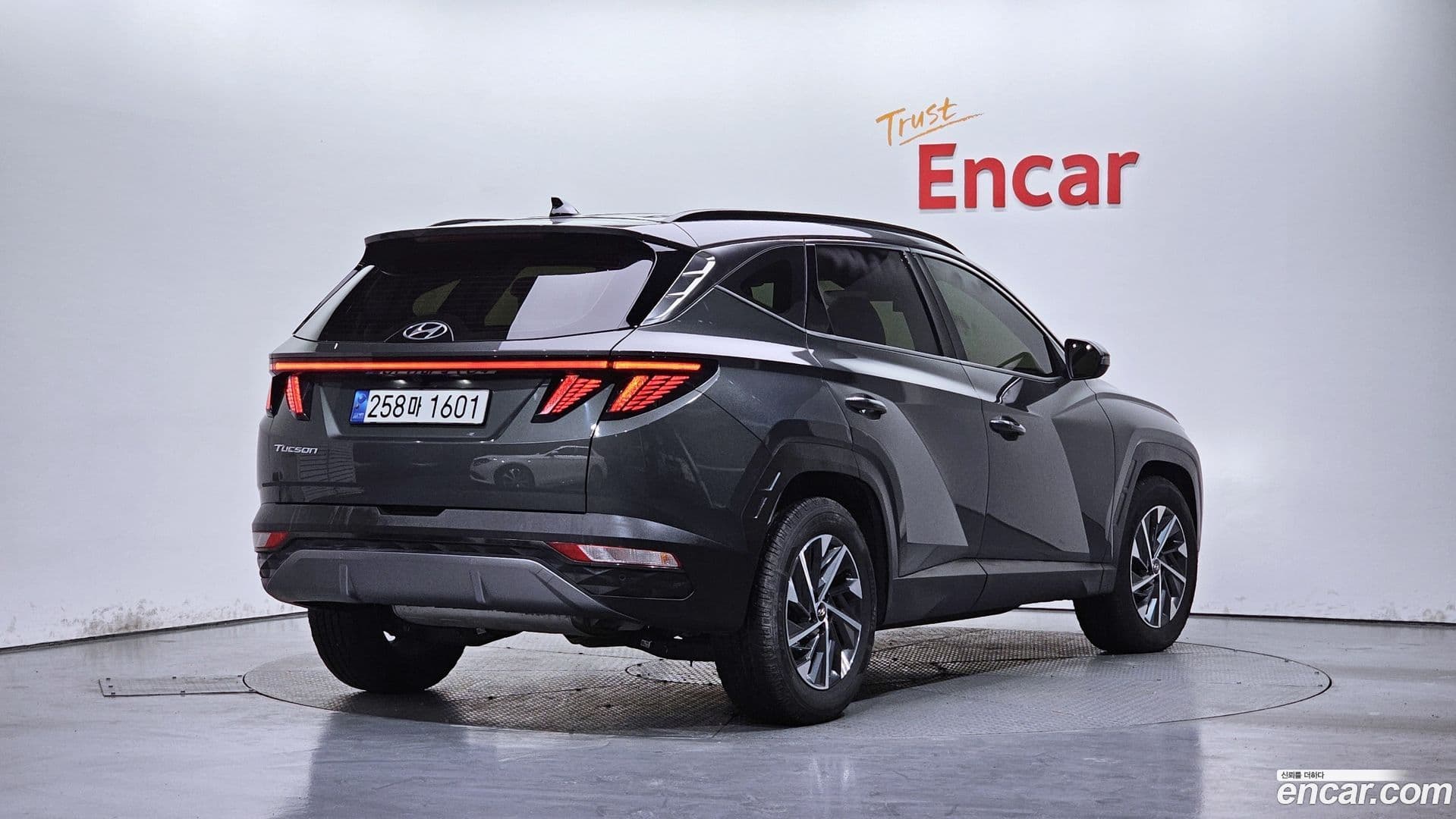 Main__Slider__Photo:Tucson Hyundai 2021.4-1