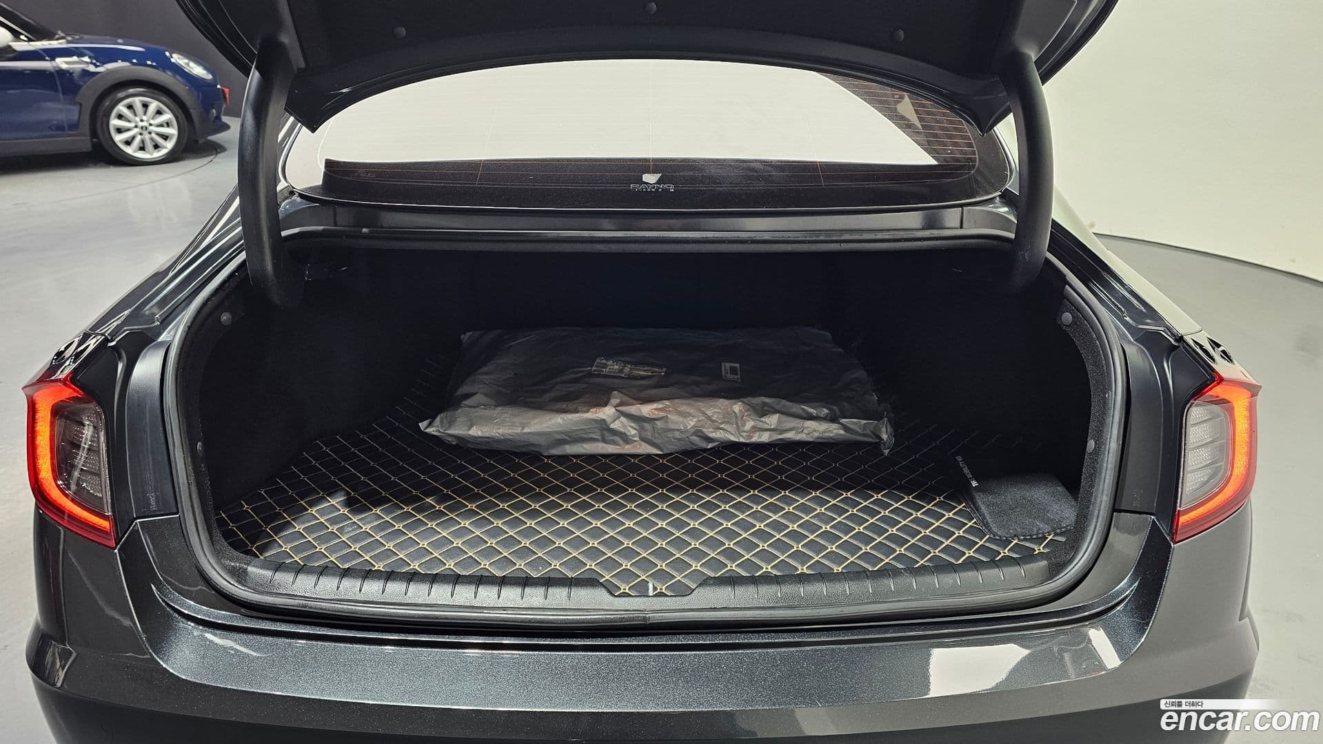 Main__Slider__Photo:Sonata Hyundai 2019.11-19