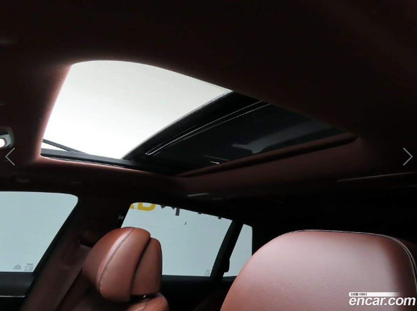 Main__Slider__Photo:G90 Genesis 2022.5-12