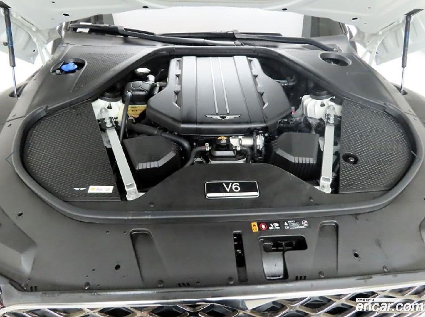 Main__Slider__Photo:G90 Genesis 2022.5-17