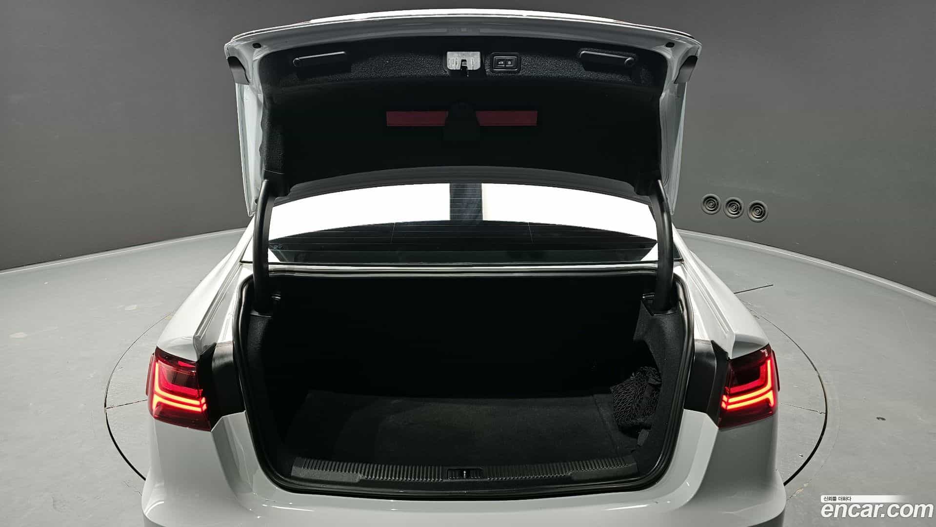 A6 Audi 2016.9-OPTION-024