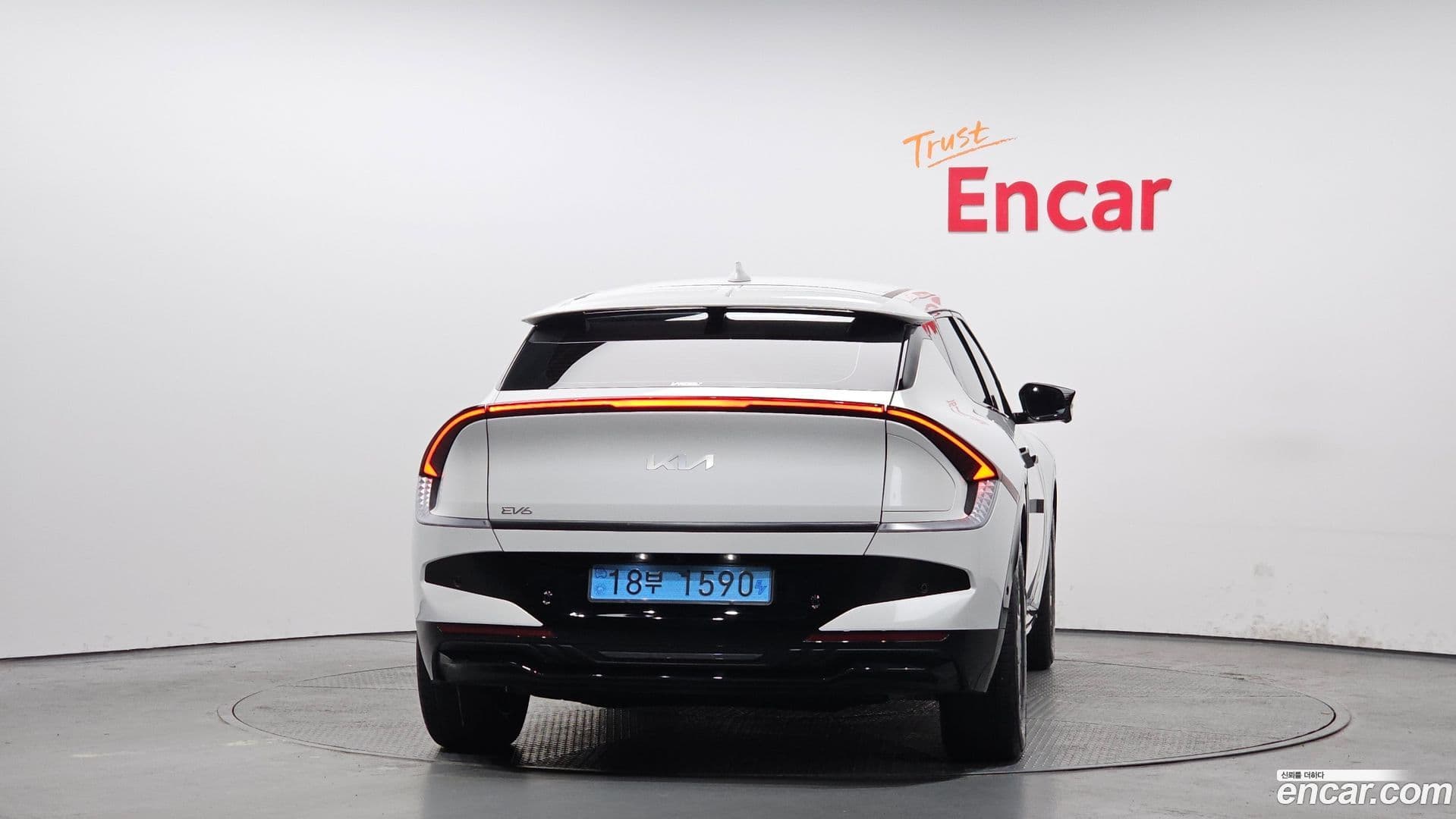 Main__Slider__Photo:EV6 Kia 2025.3-3