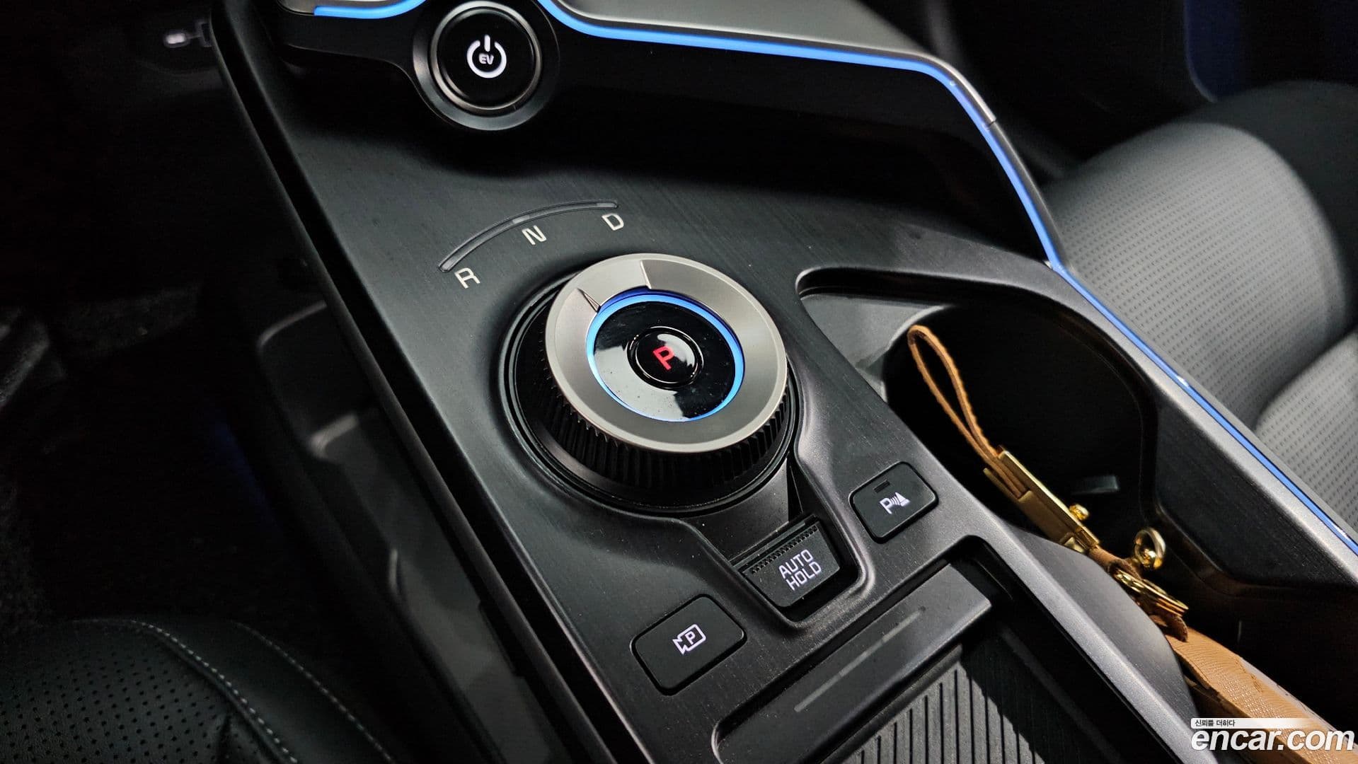 Main__Slider__Photo:EV6 Kia 2025.3-8