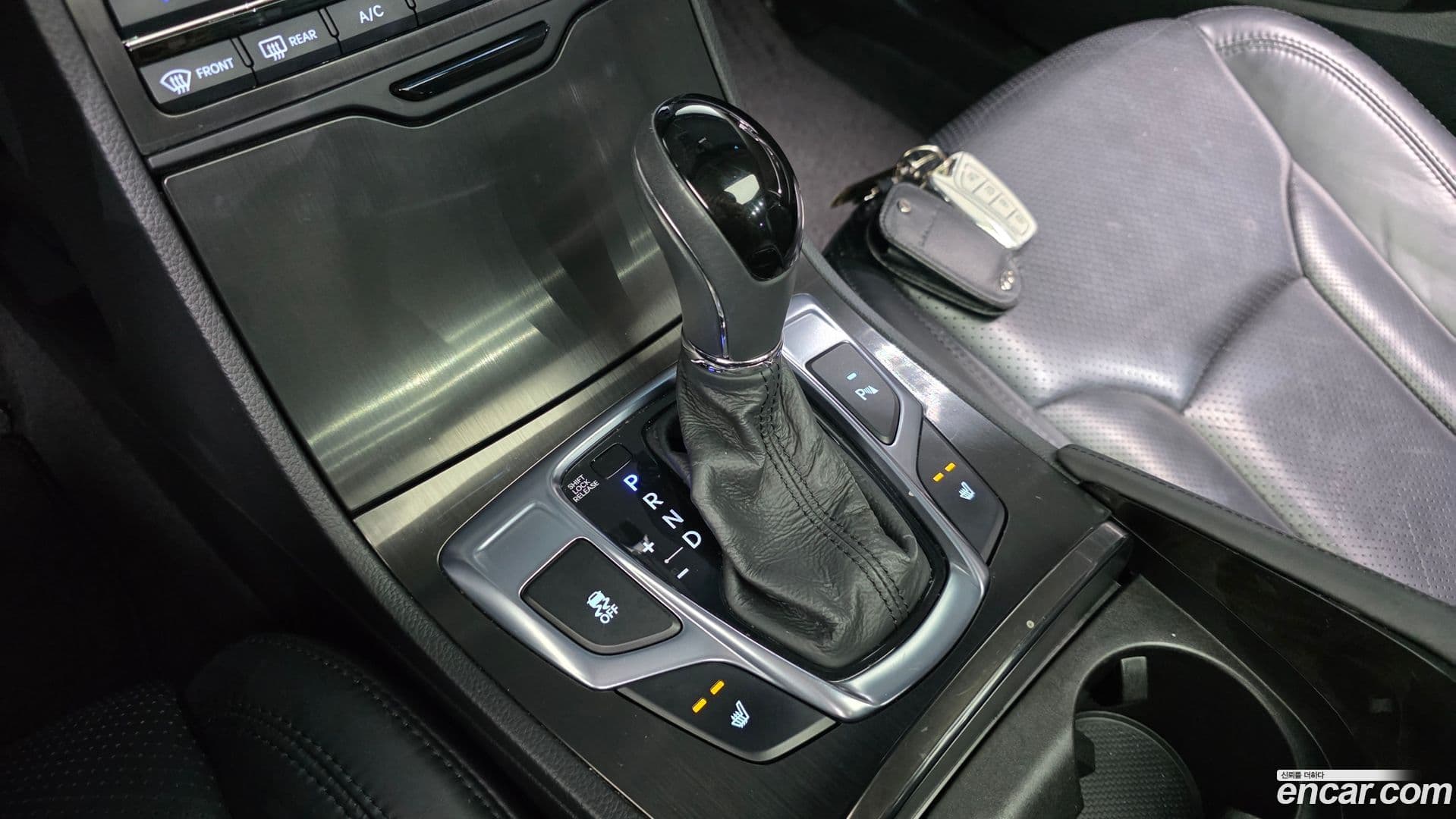 Main__Slider__Photo:Grandeur Hyundai 2015.11-8