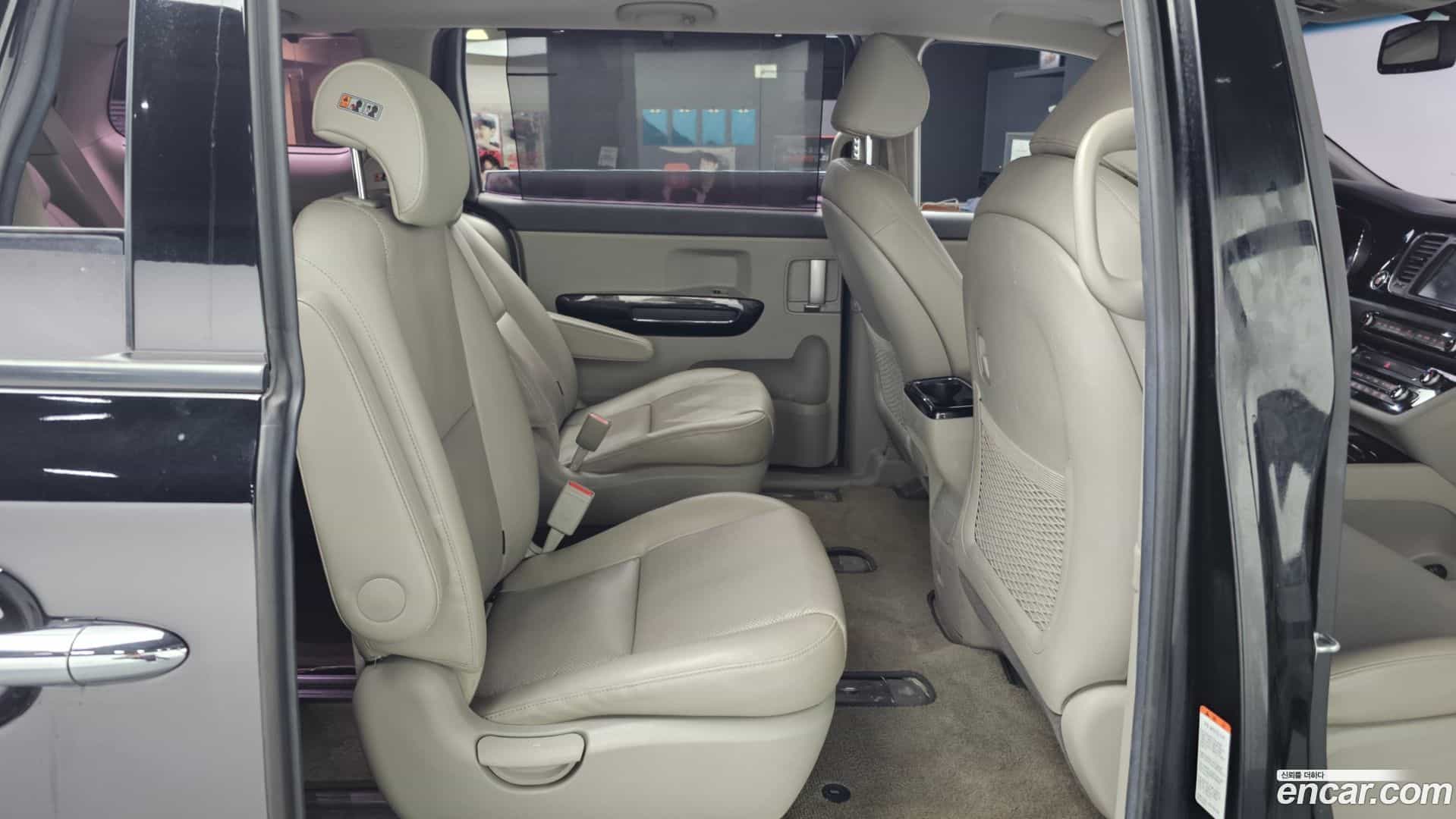 Canival Kia 2016.3-OPTION-016