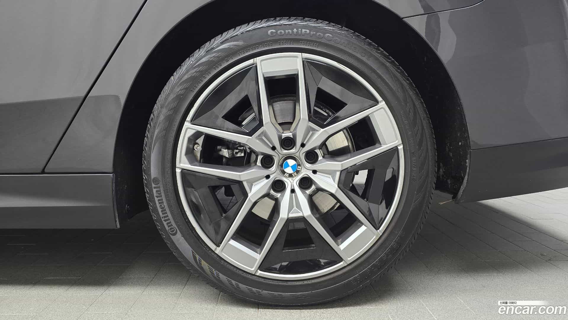 5-Series BMW 2023.10-OUTER-005