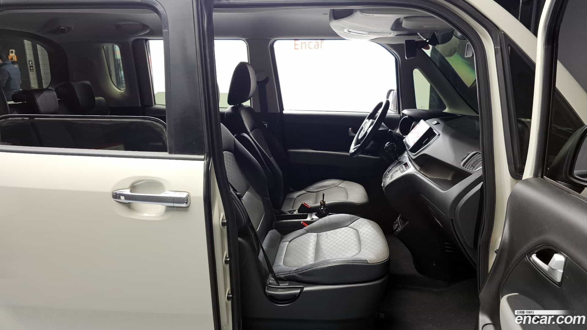 RAY Kia 2021.2-INNER-010