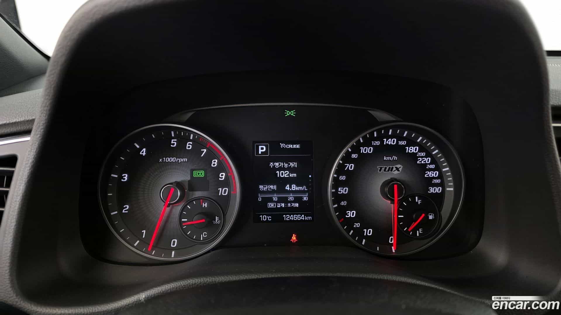 AVANTE Hyundai 2016.6-INNER-008