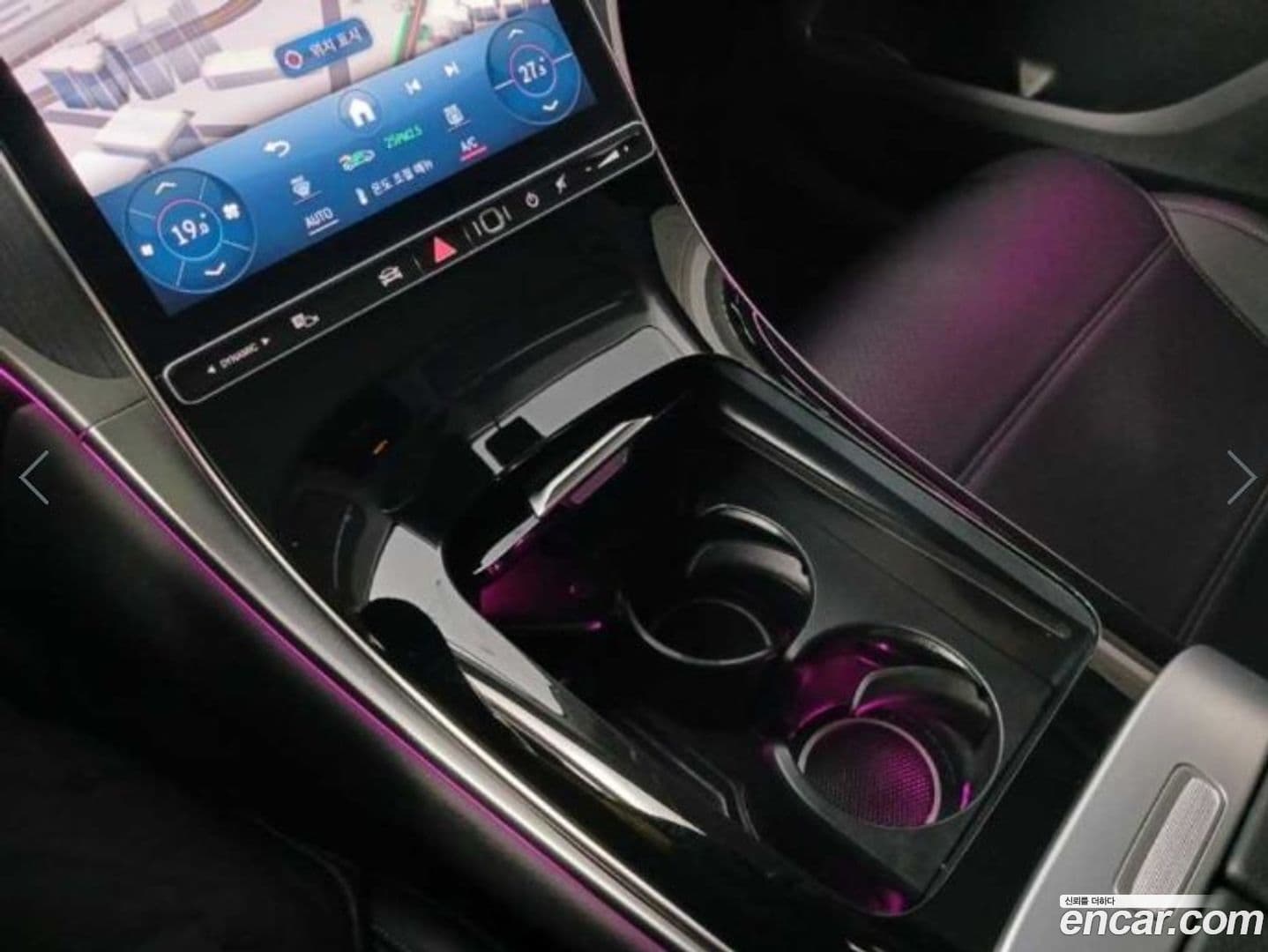 Main__Slider__Photo:GLC-Class Mercedes-Benz 2023.7-14