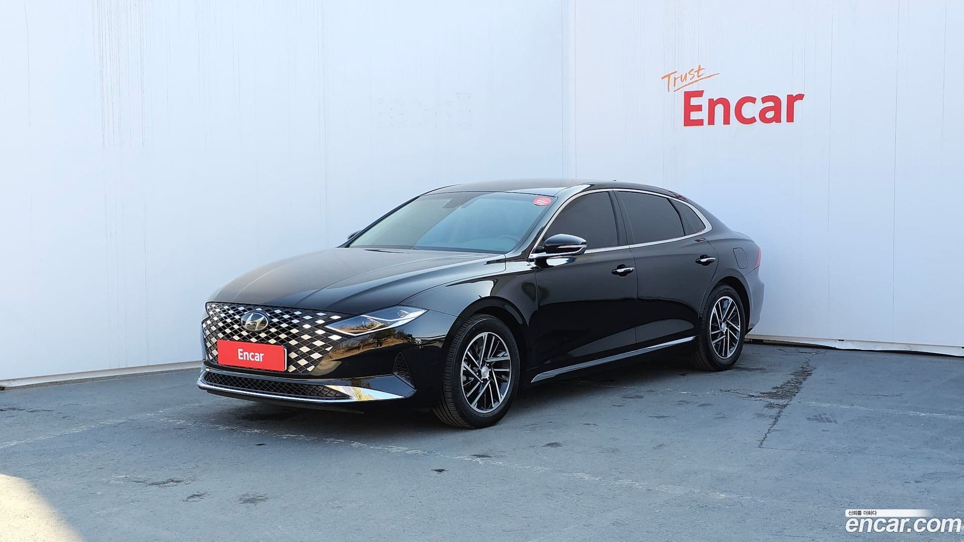 Main__Slider__Photo:Grandeur Hyundai 2020.9-0