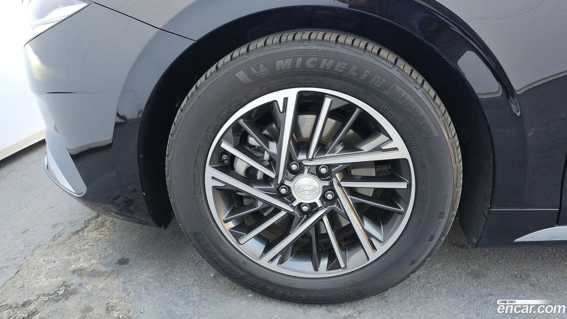 Main__Slider__Photo:Grandeur Hyundai 2020.9-4