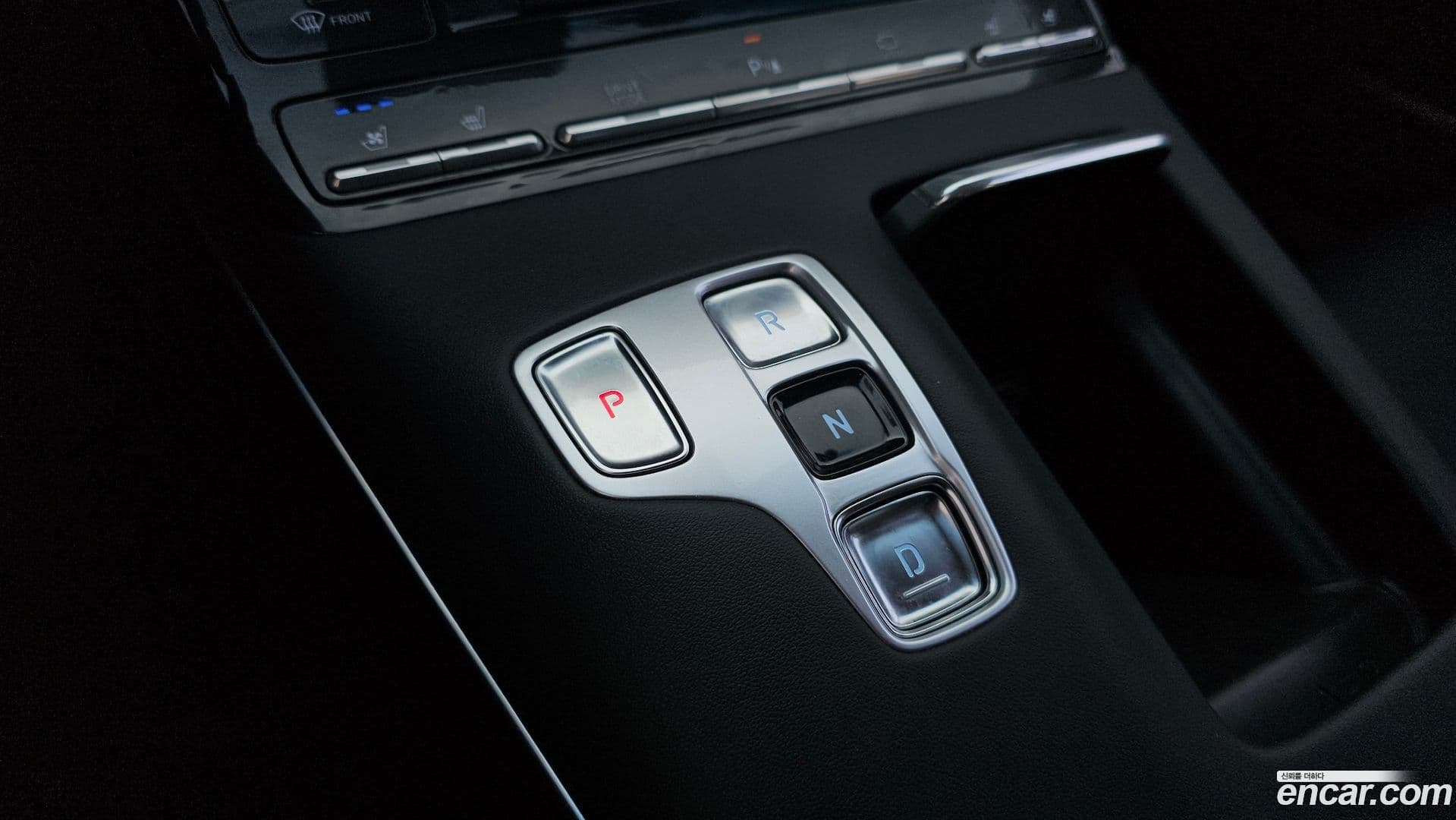 Main__Slider__Photo:Grandeur Hyundai 2020.9-8