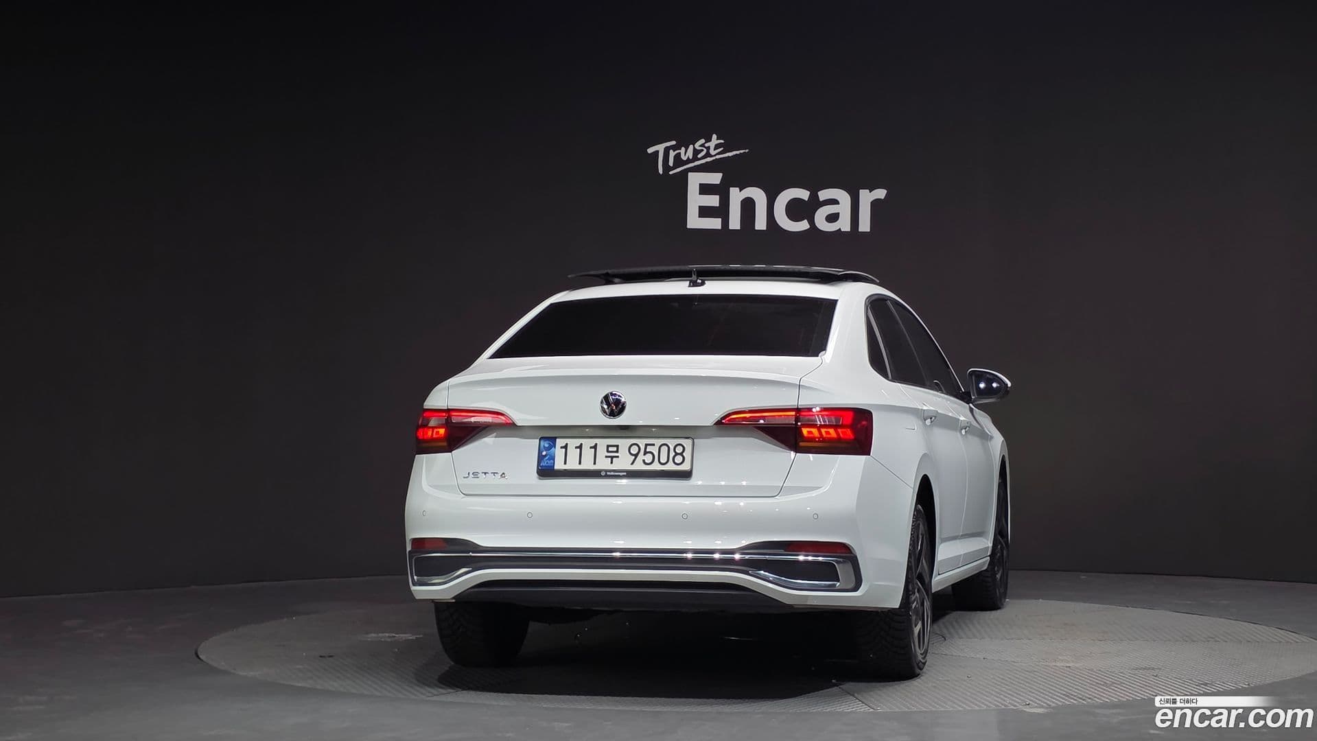 Main__Slider__Photo:Jetta Volkswagen 2022.11-3