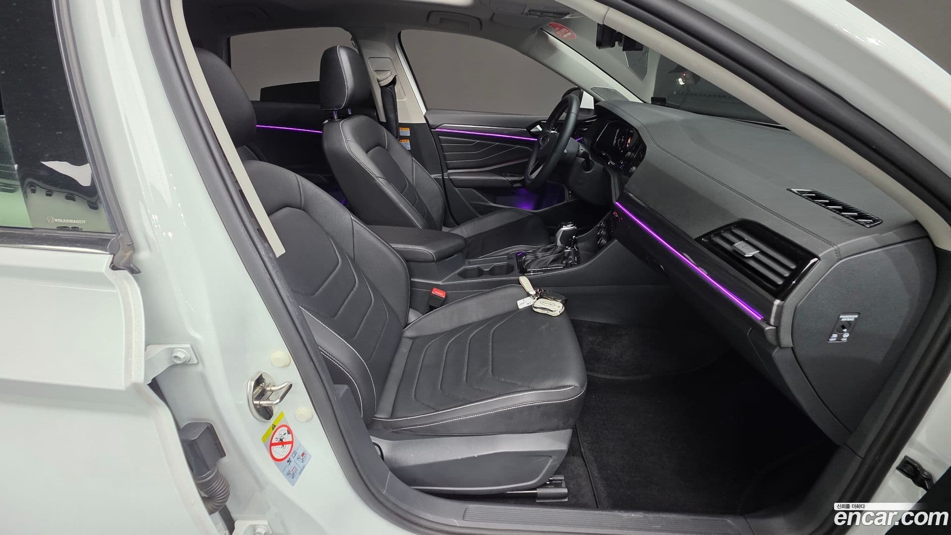 Main__Slider__Photo:Jetta Volkswagen 2022.11-9