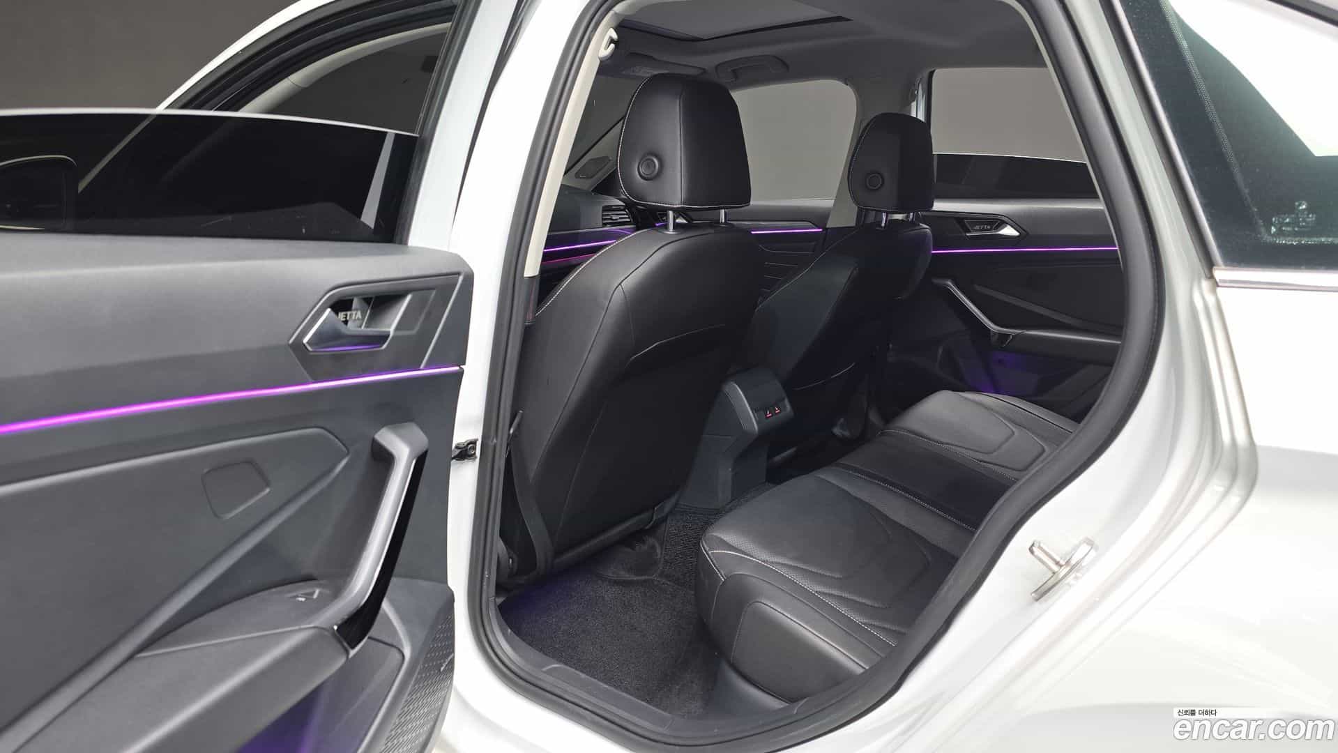 Jetta Volkswagen 2022.11-OPTION-021