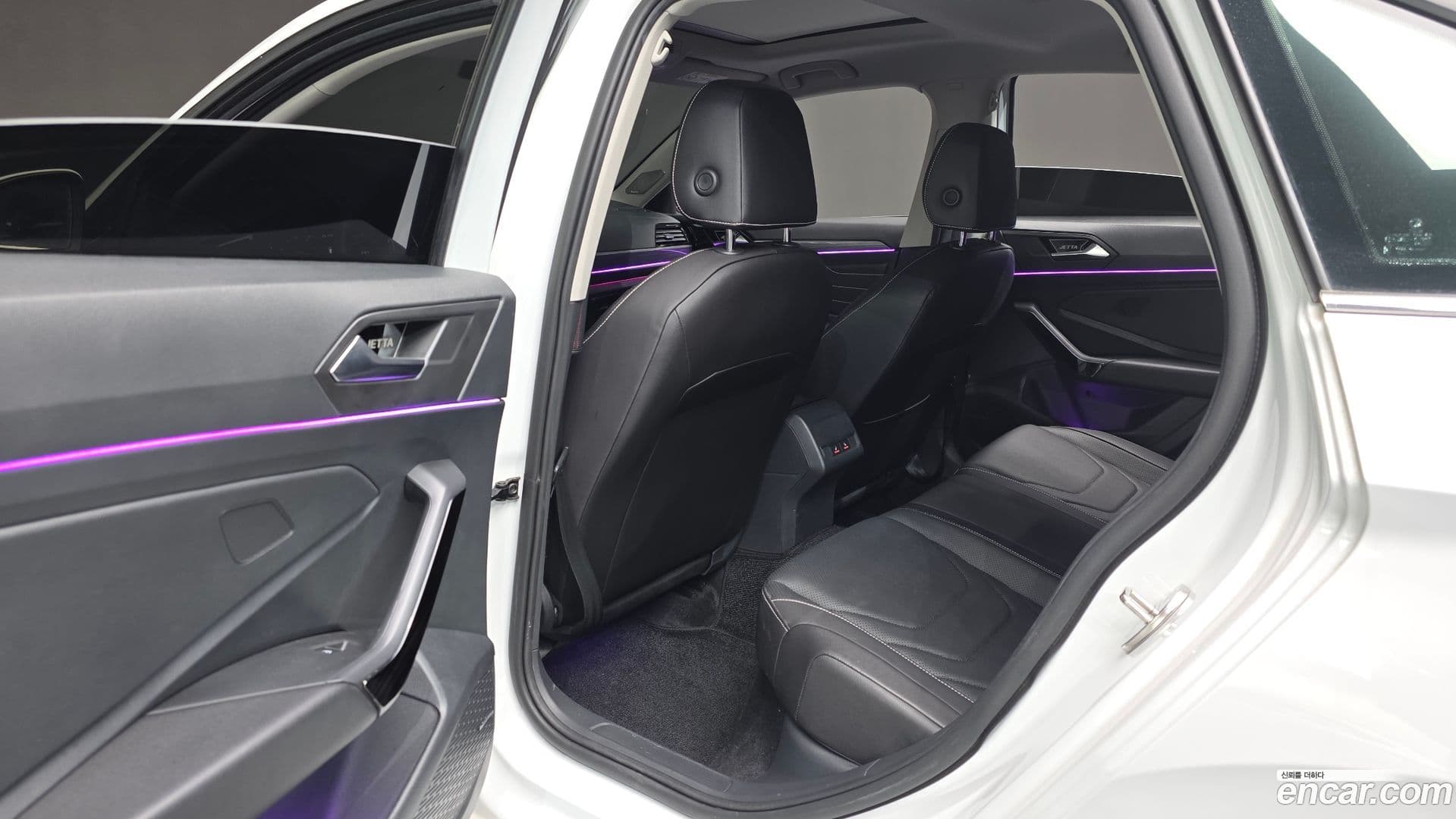 Main__Slider__Photo:Jetta Volkswagen 2022.11-16