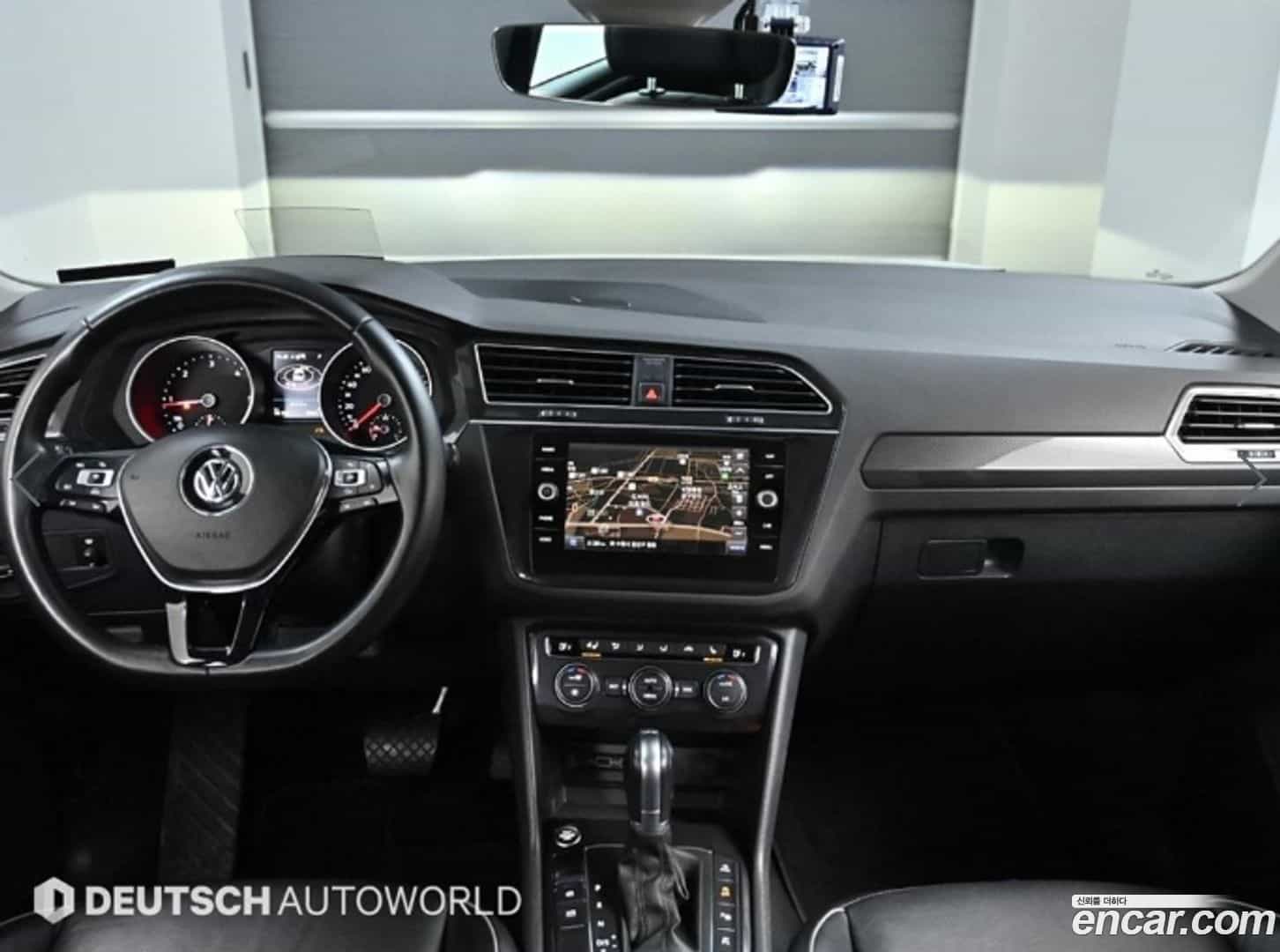 Tiguan Volkswagen 2018.7-INNER-007