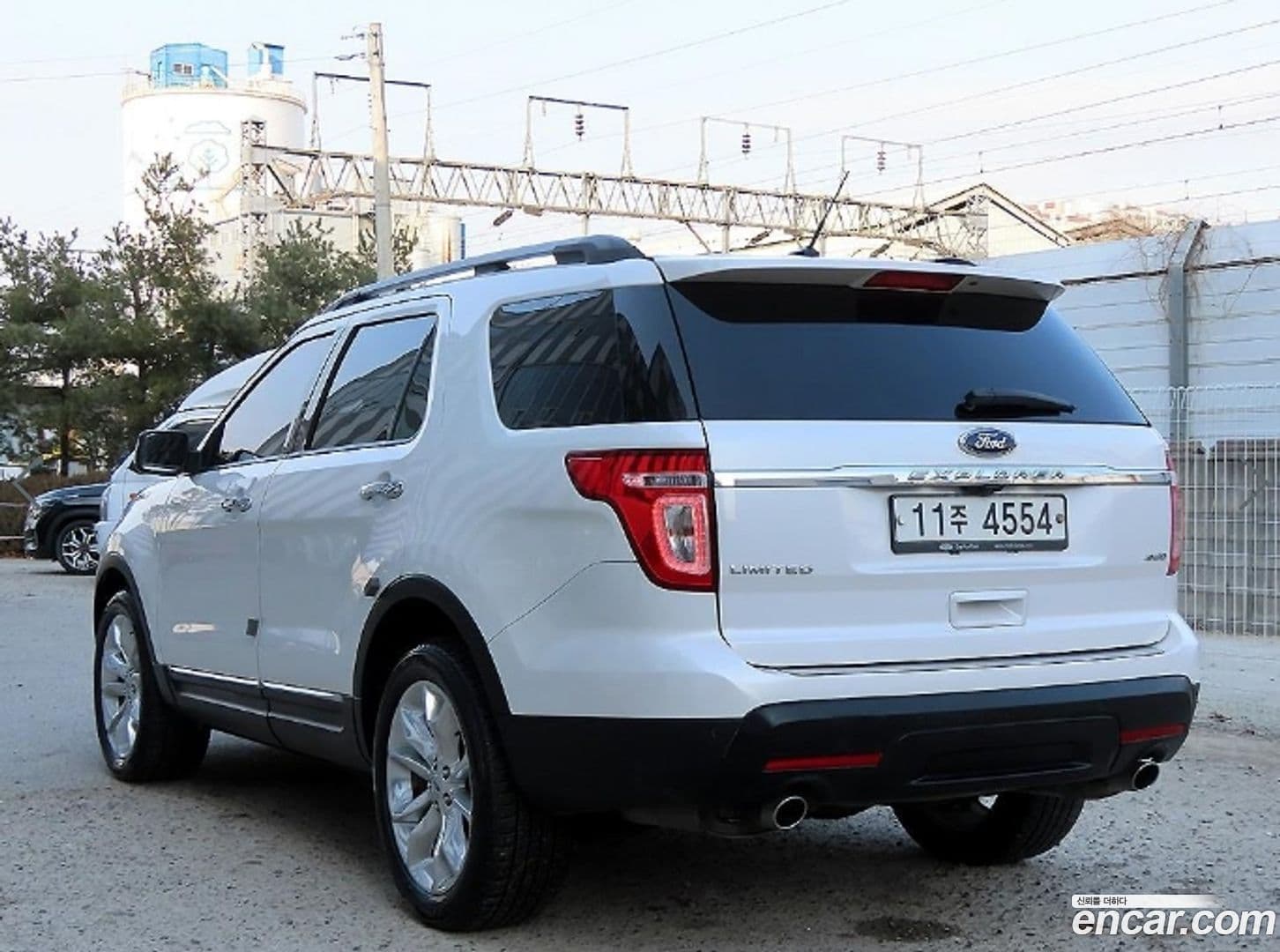 Main__Slider__Photo:Explorer Ford 2015.5-2