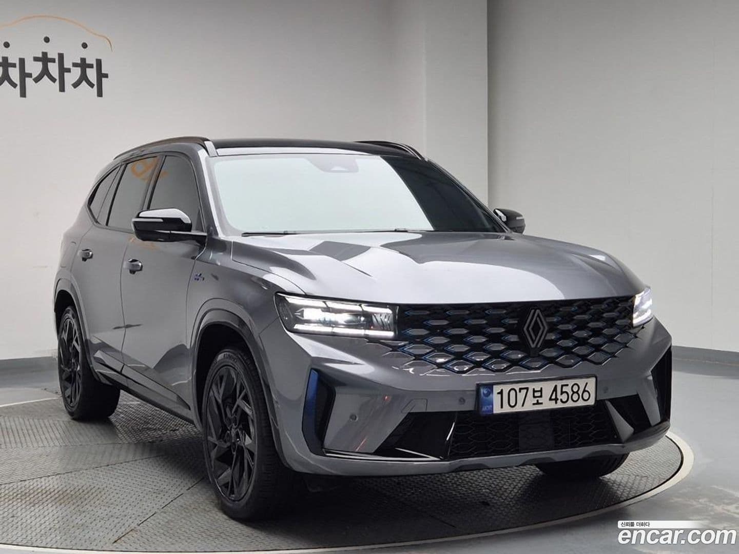 Main__Slider__Photo:Grand Koleos Renault-KoreaSamsung 2024.9-3