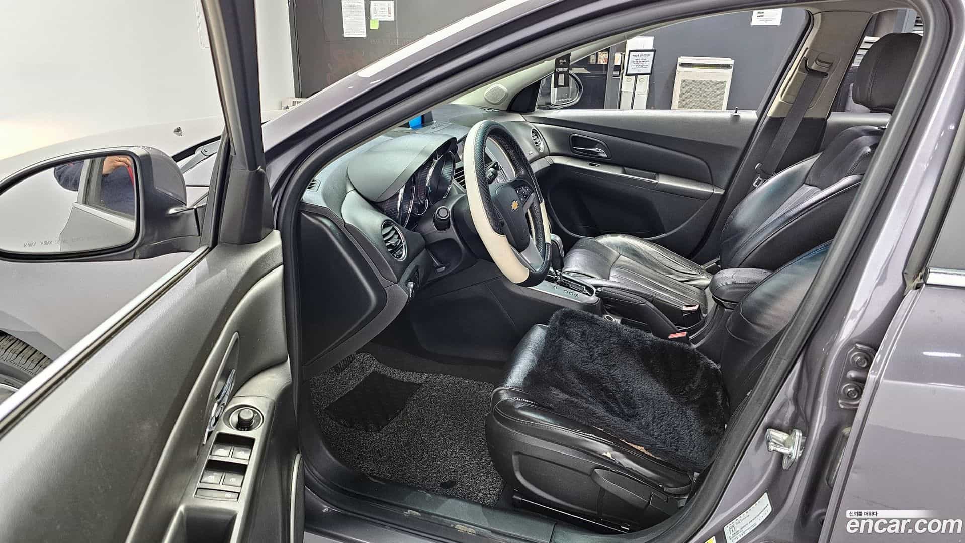 Cruze ChevroletGMDaewoo 2011.3-INNER-010