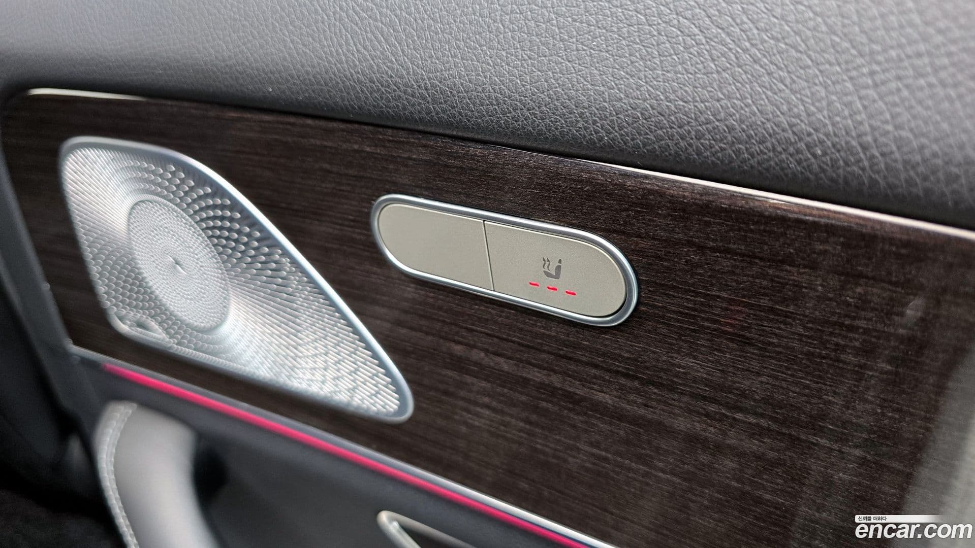 Main__Slider__Photo:GLE-Class Mercedes-Benz 2021.1-18