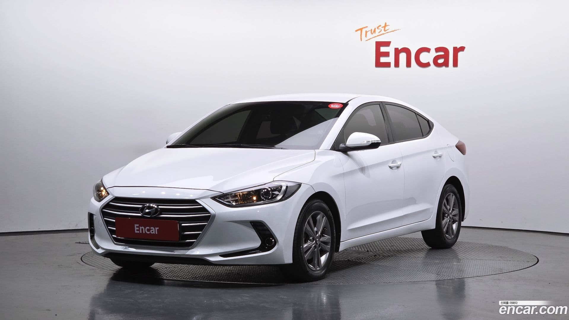 Main__Slider__Photo:AVANTE Hyundai 2017.0-0